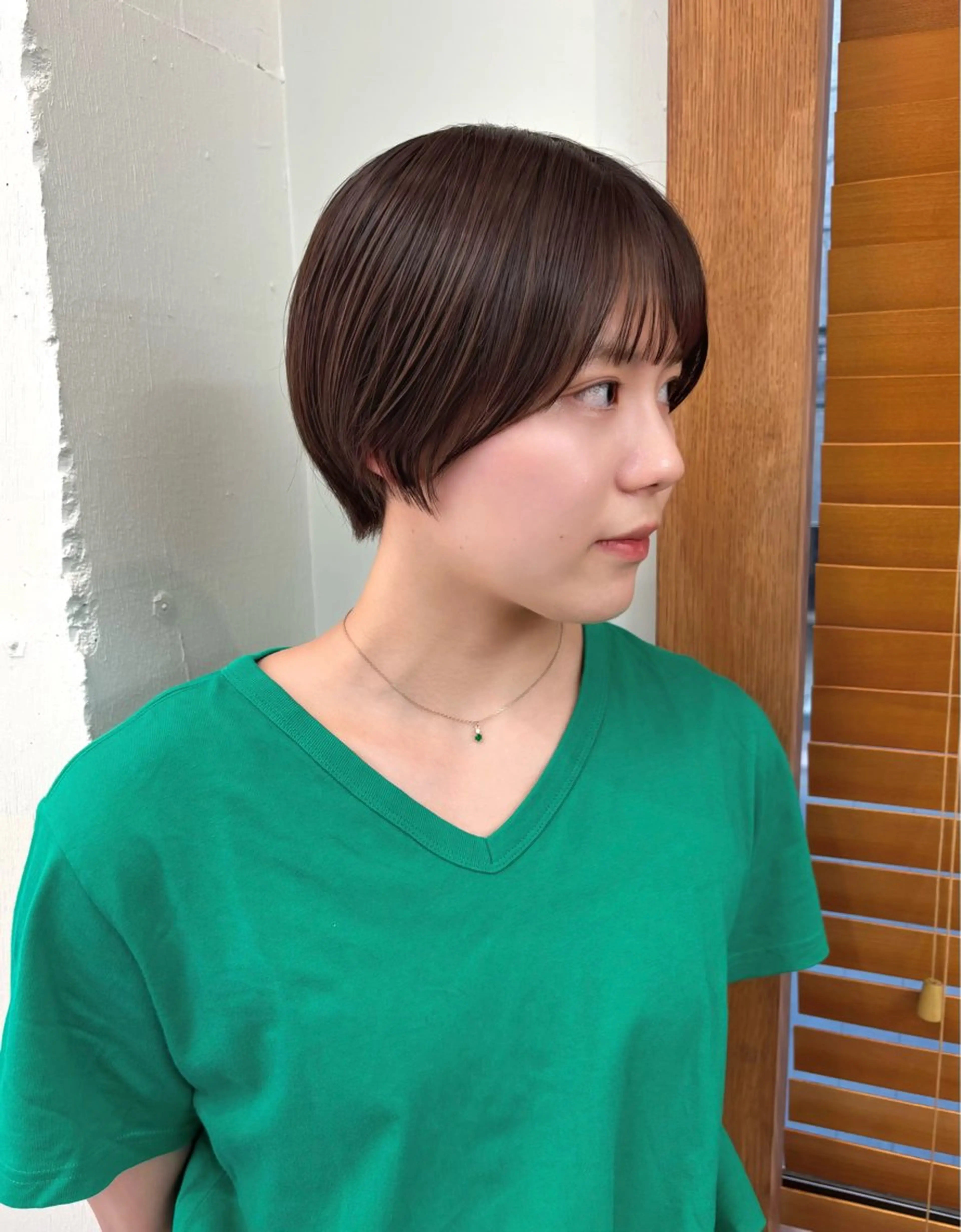 ショート aiko【艶カラー ・ミニモ年内で終了】のヘアスタイル