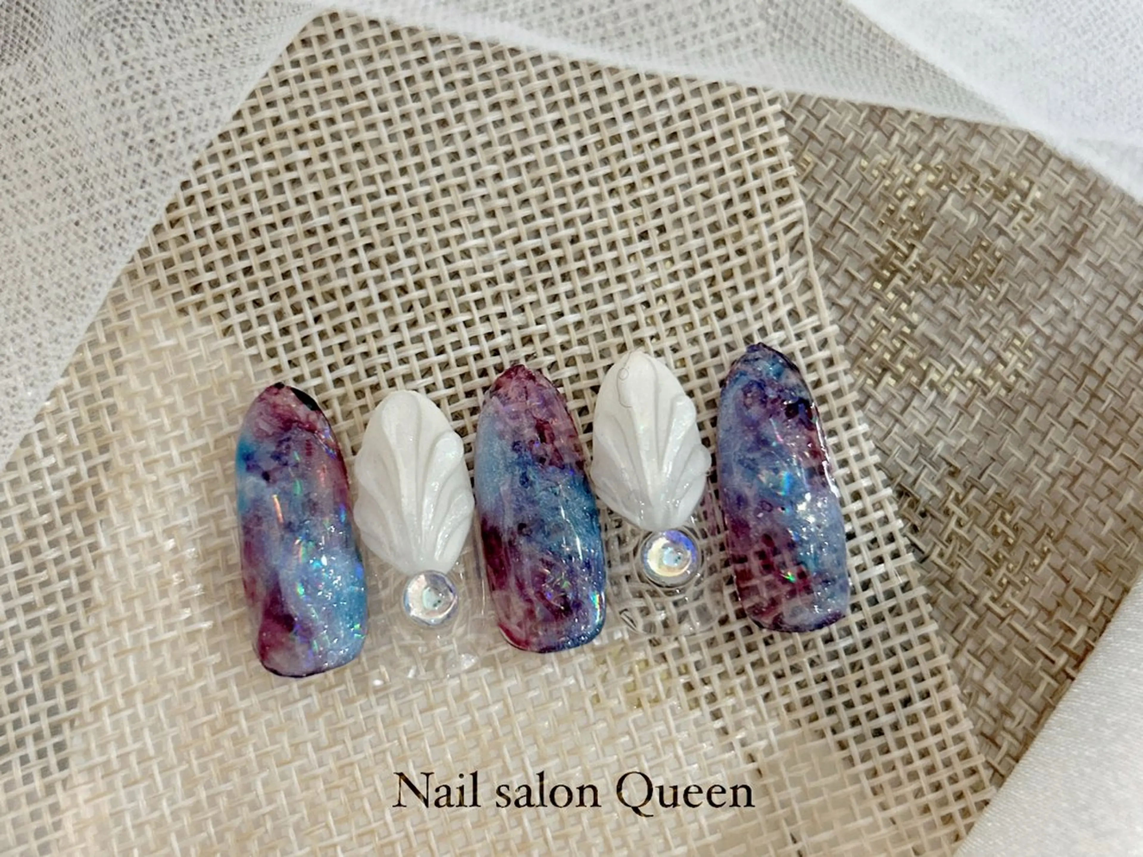 ネイル ネイルサロンクイーン 東京/新宿/大久保のネイルデザイン