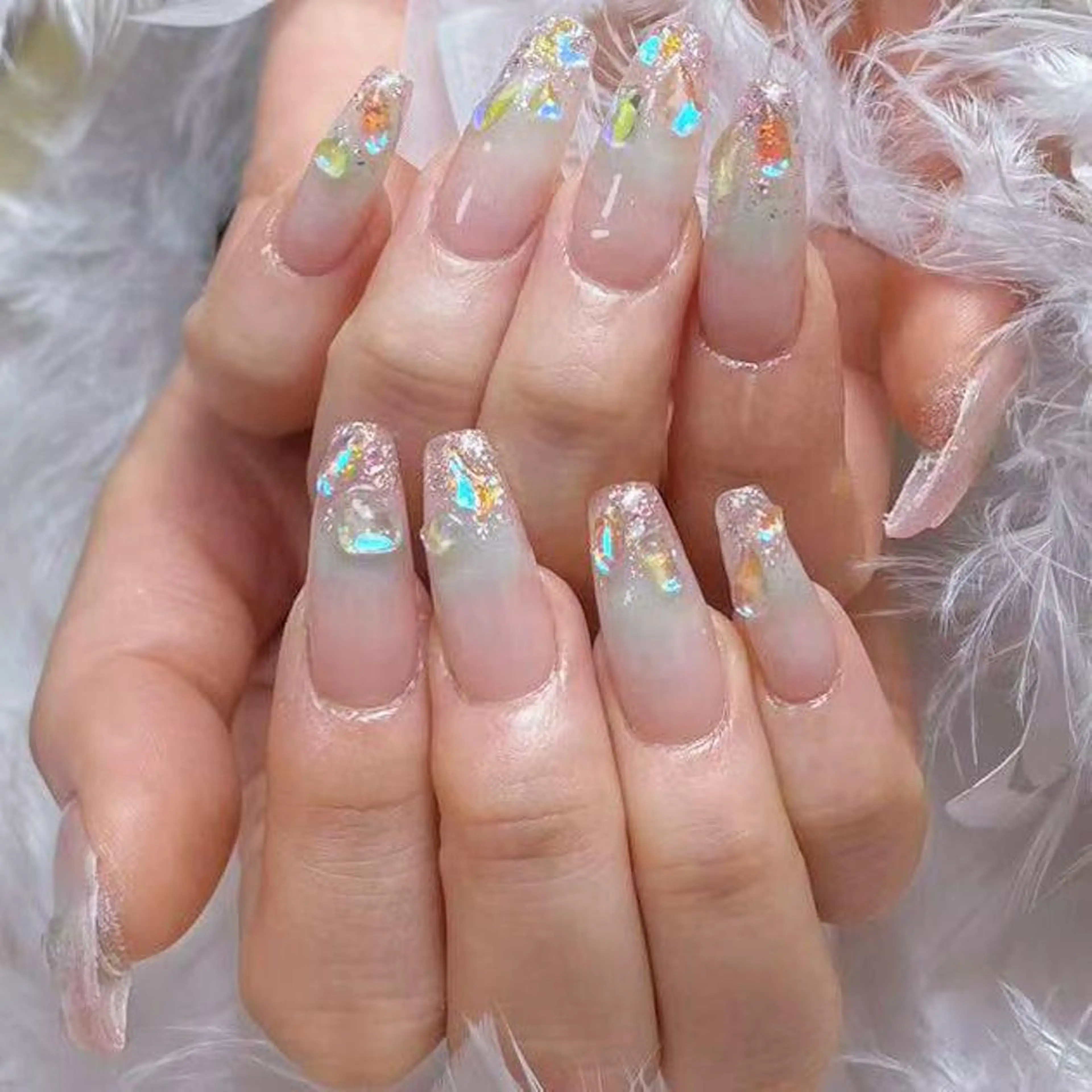 ネイル アートネイル オーロラネイル ガーリー キラキラネイル 韓国ネイル リナ 💅のネイルデザイン