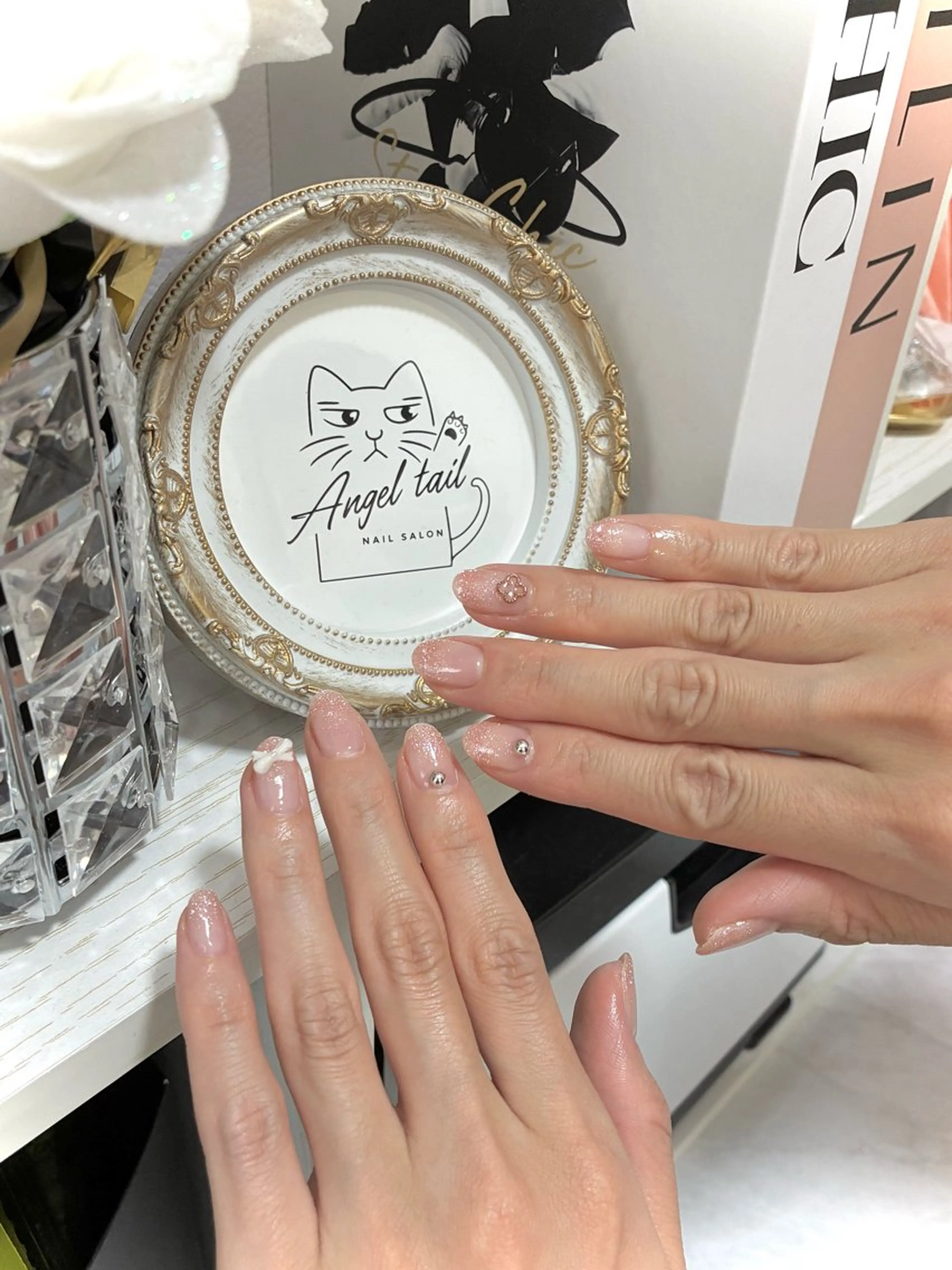 ネイル ハンドネイル Angel tailのネイルデザイン