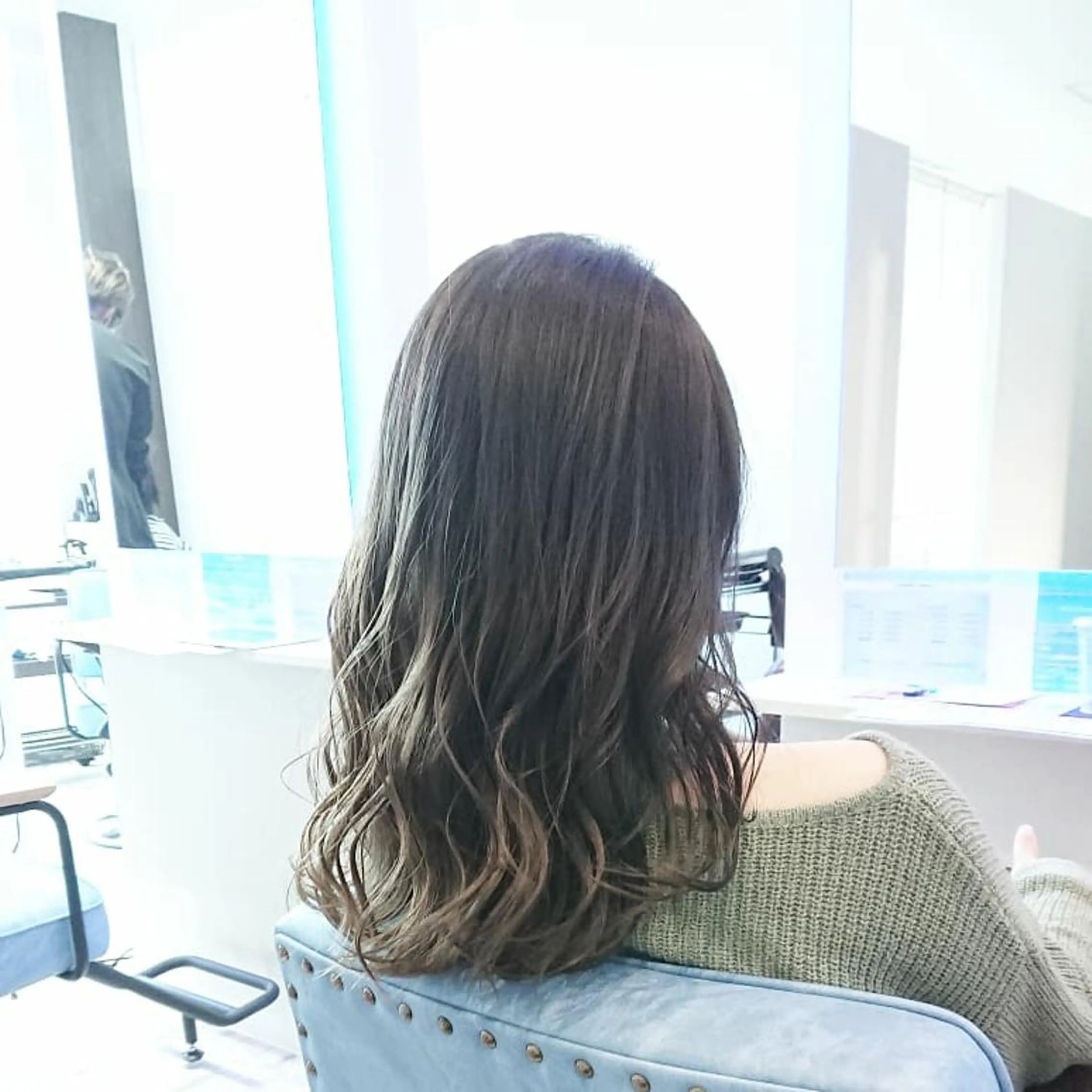 セミロング カラー ヘアアレンジ 小林 伸行のヘアスタイル