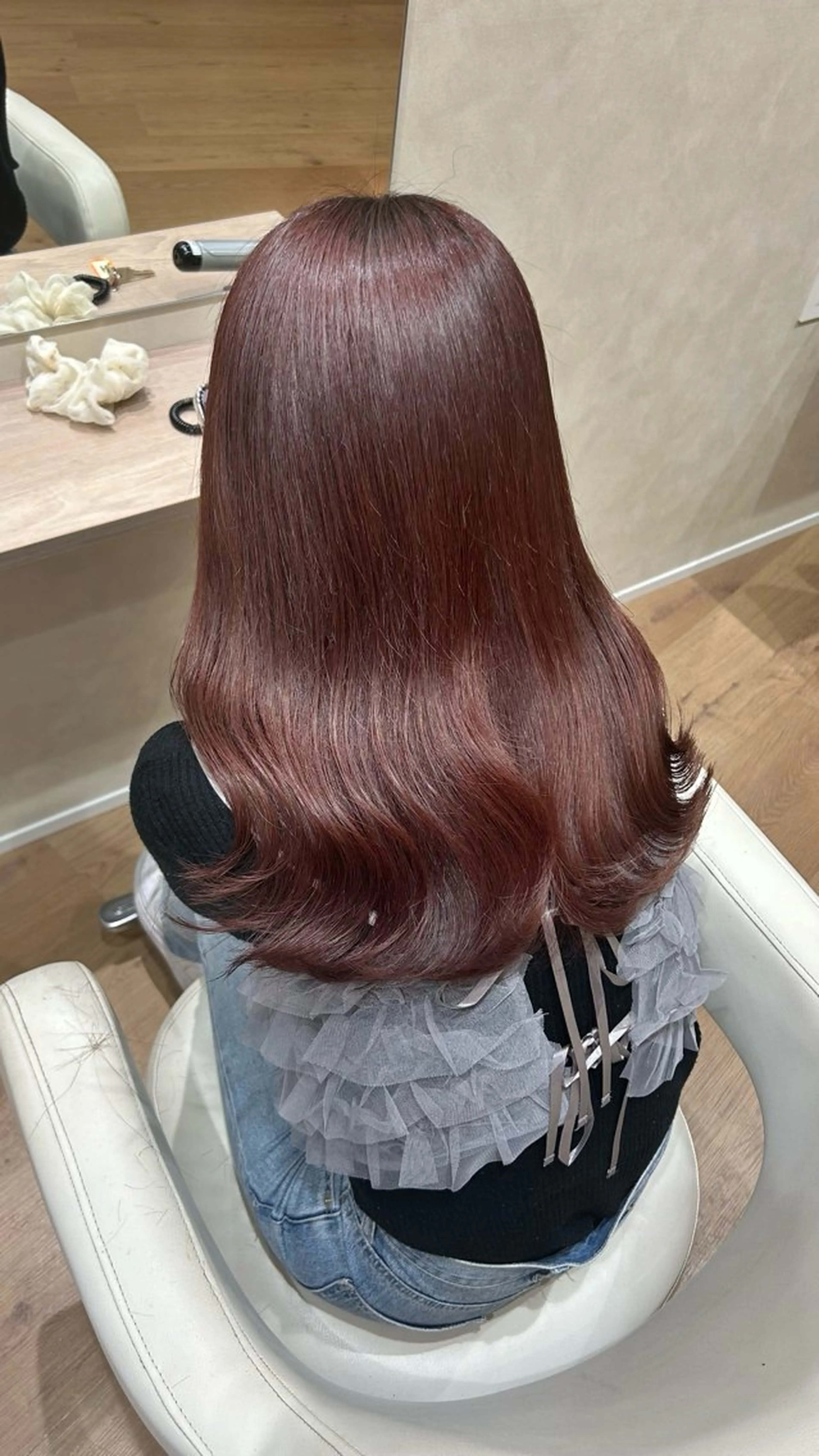 ロング カラー カット ヘアカラー 砂野 真璃奈のヘアスタイル