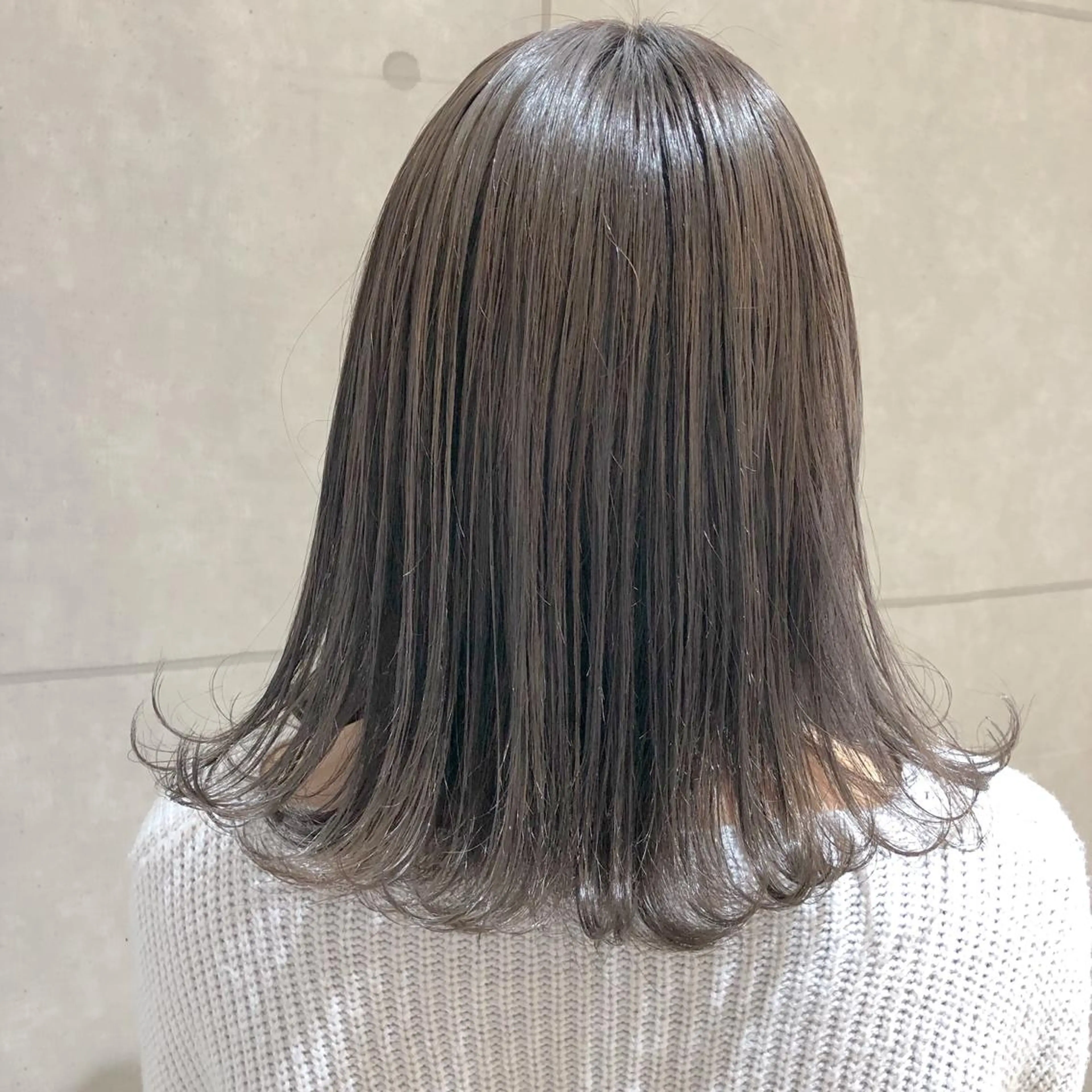 ミディアム カラー パーマ ヘアアレンジ ヘアカラー ハイトーン特化🤍 浦住のヘアスタイル