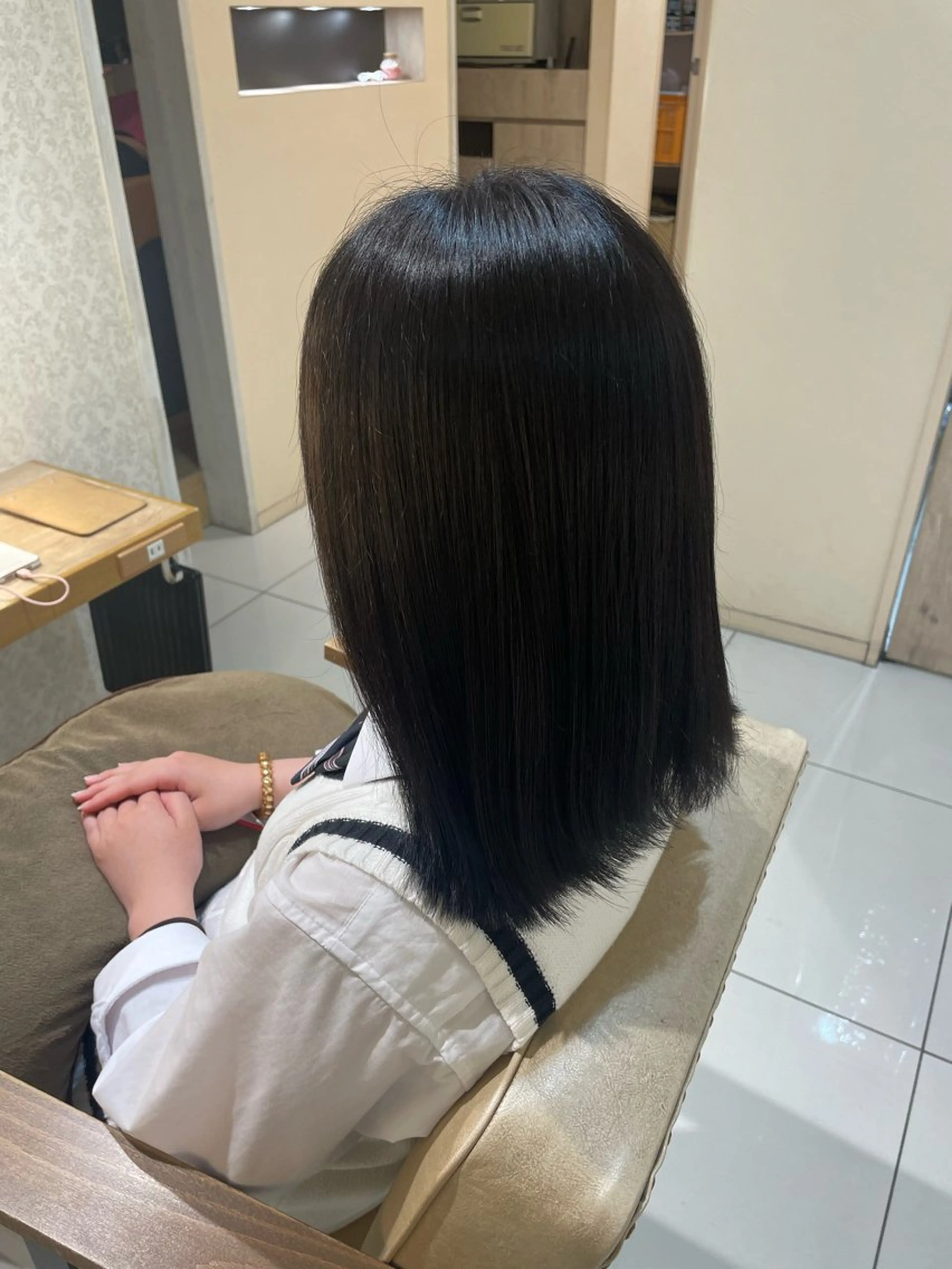 ショート カラー 髪質改善 トリートメント ブリーチなしカラー/ 暖色カラー/艶カラーのヘアスタイル