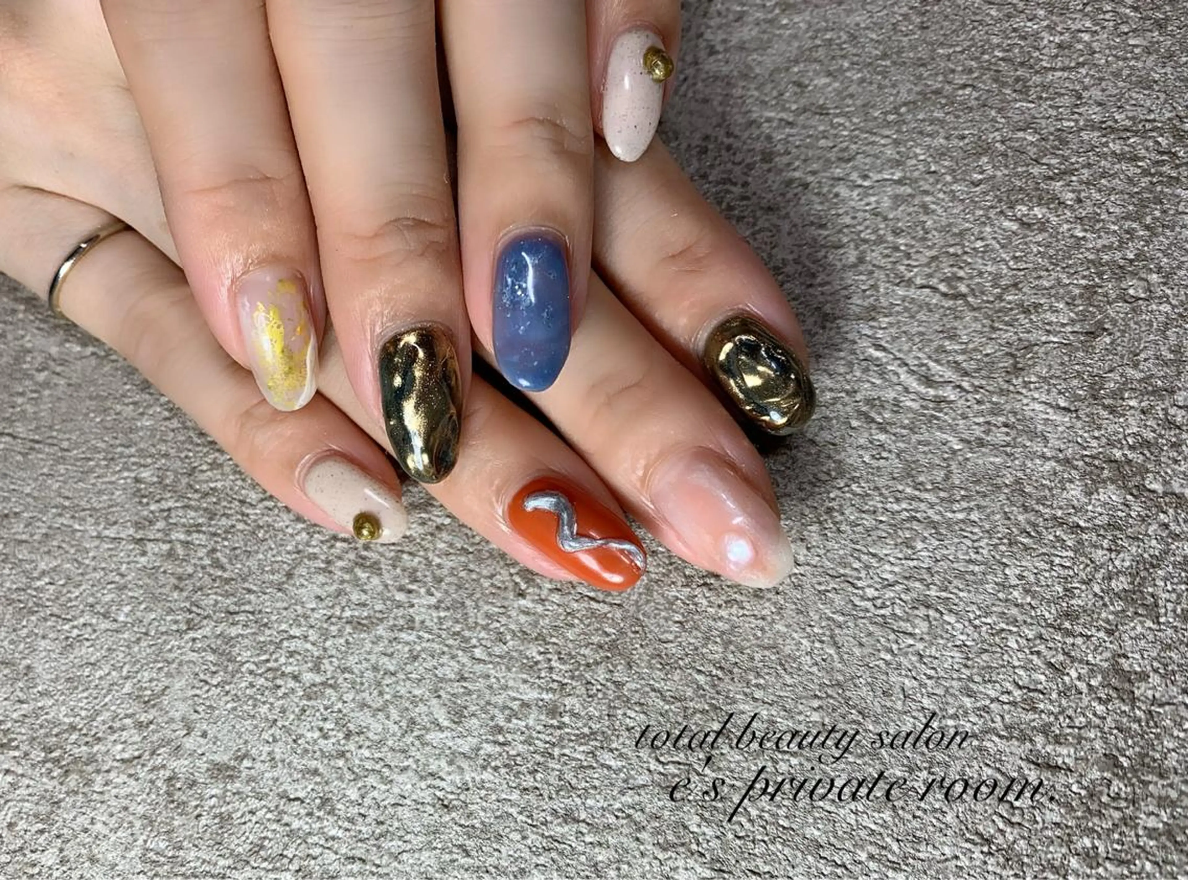 ネイル LAVISH nail salonのネイルデザイン
