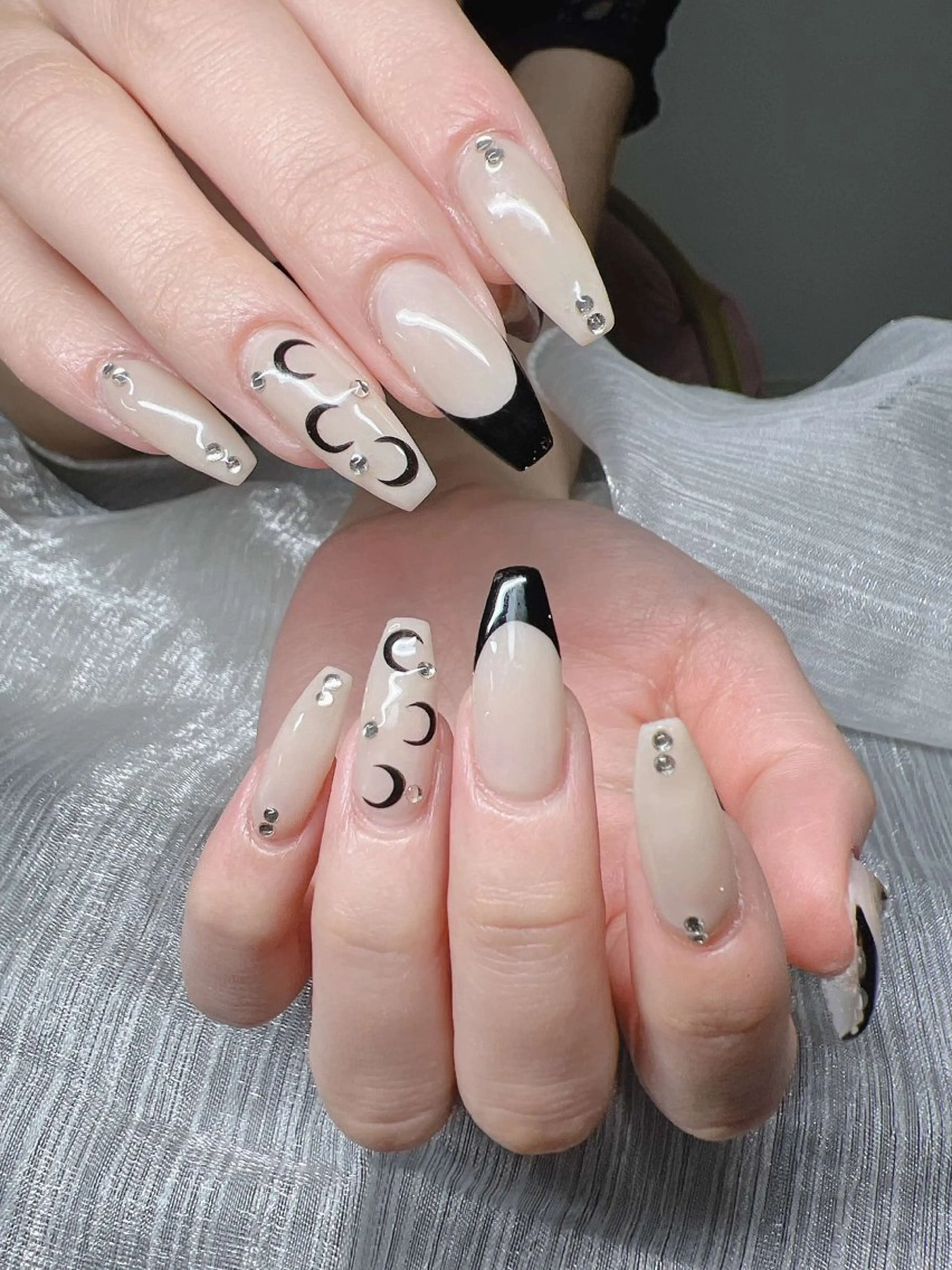 ネイル オーロラネイル チークネイル 長さ出し フットネイル フレンチネイル ハンドネイル Lee Nails チップ長さだし専門店のネイルデザイン