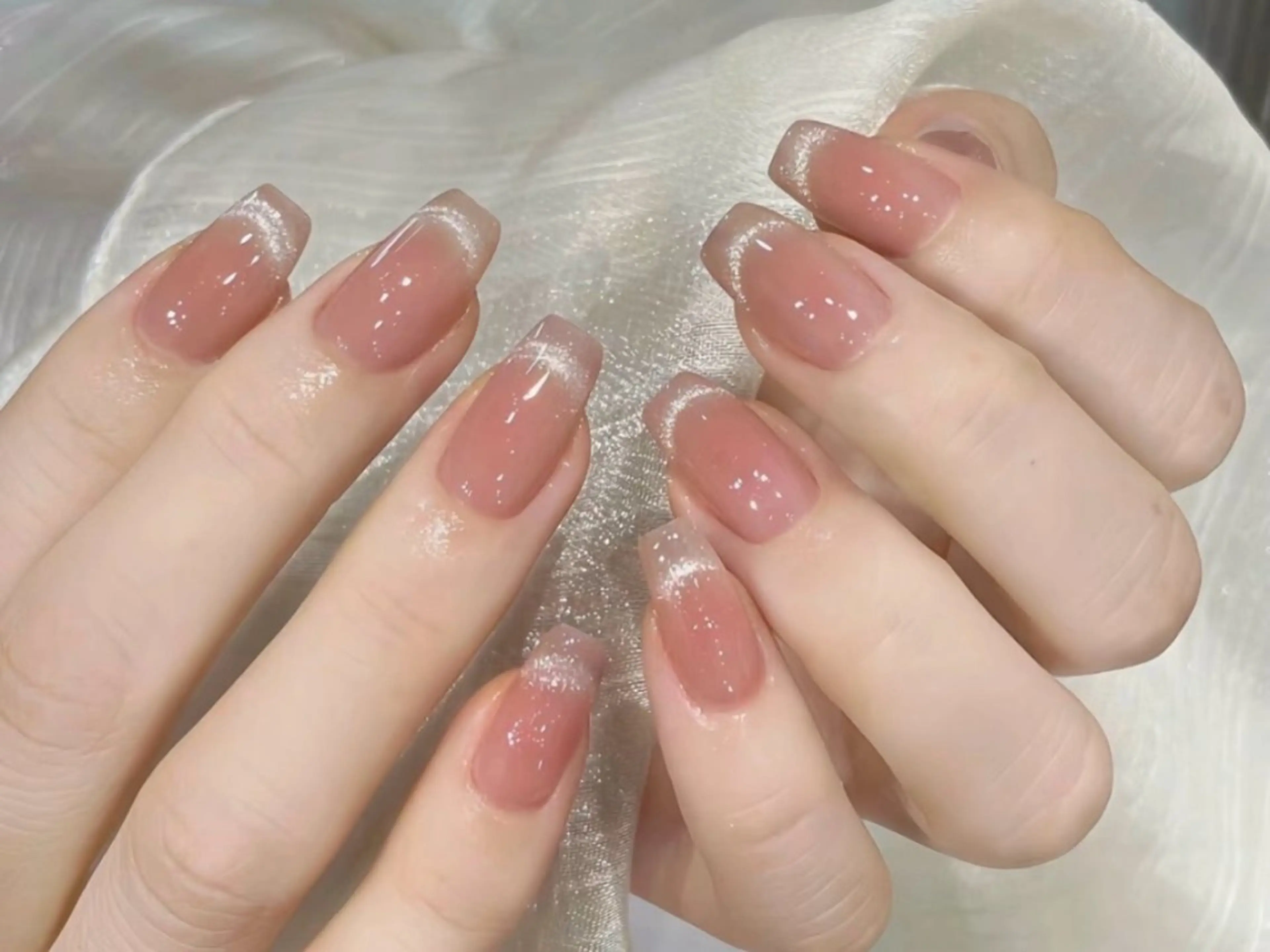 ネイル フレンチネイル マグネットネイル マグネットフレンチ ハンドネイル Venus nail チップ長さだし専門店のネイルデザイン