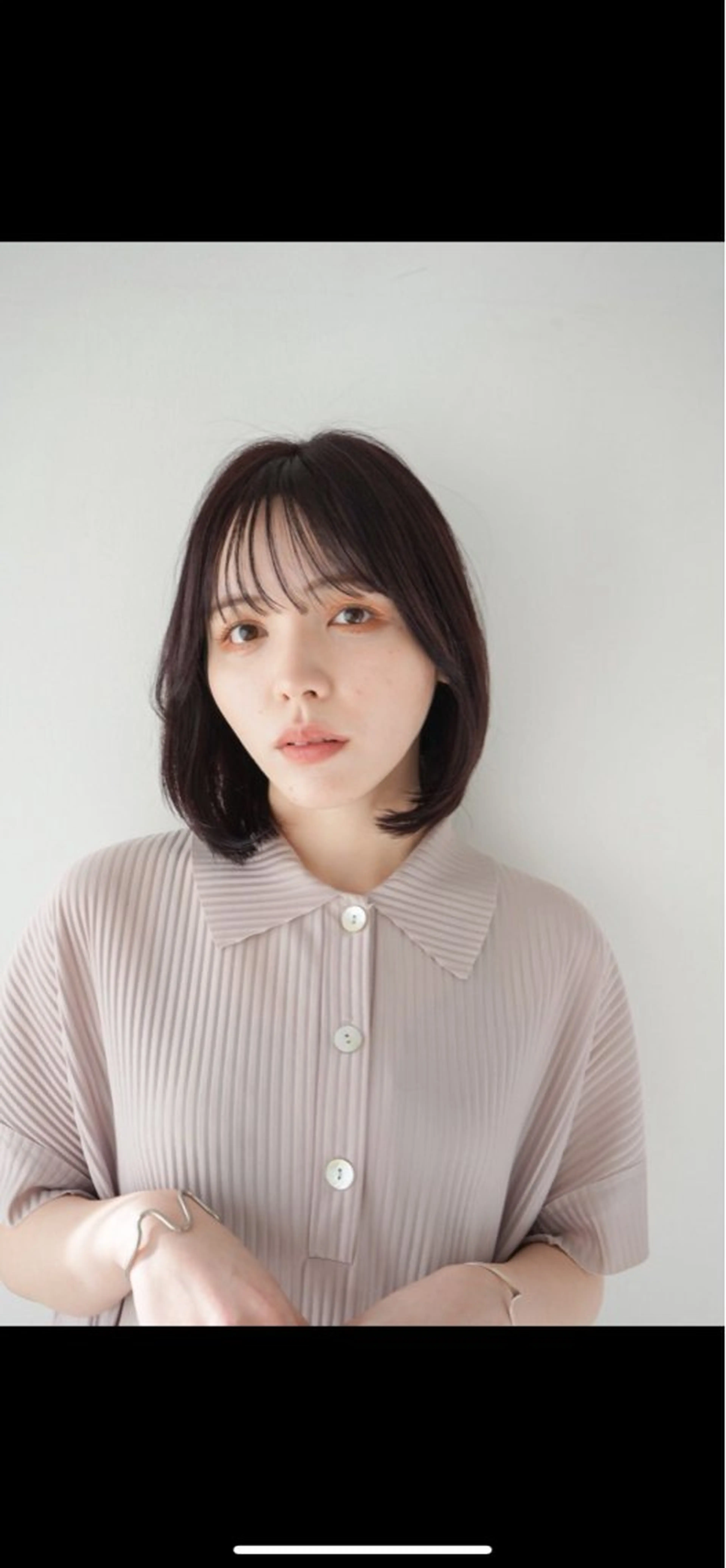 ミディアム 市原亮/塩釜口/ ツイスパ/波巻きのヘアスタイル