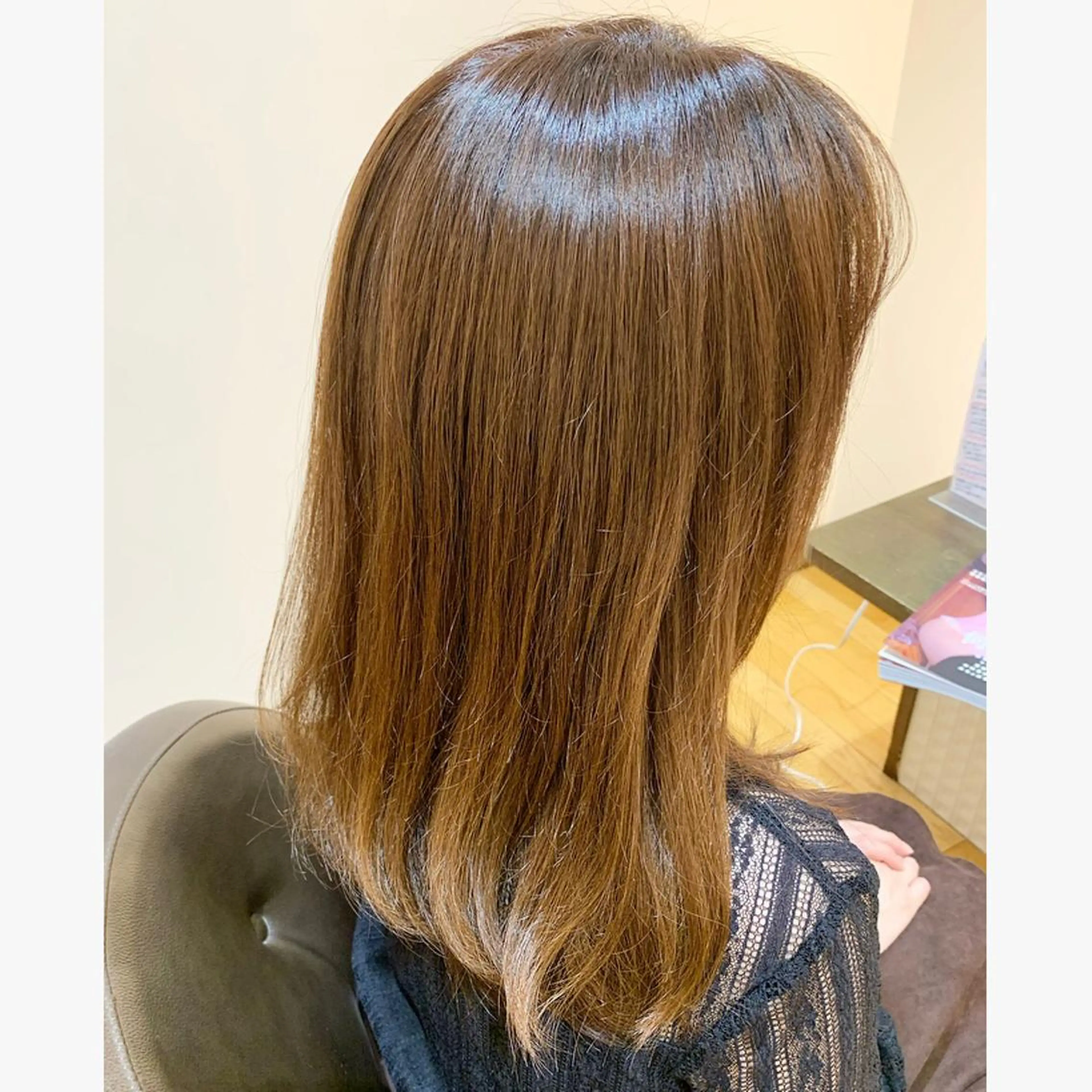 セミロング カラー 透明感艶カラー/ 岡田澪香のヘアスタイル