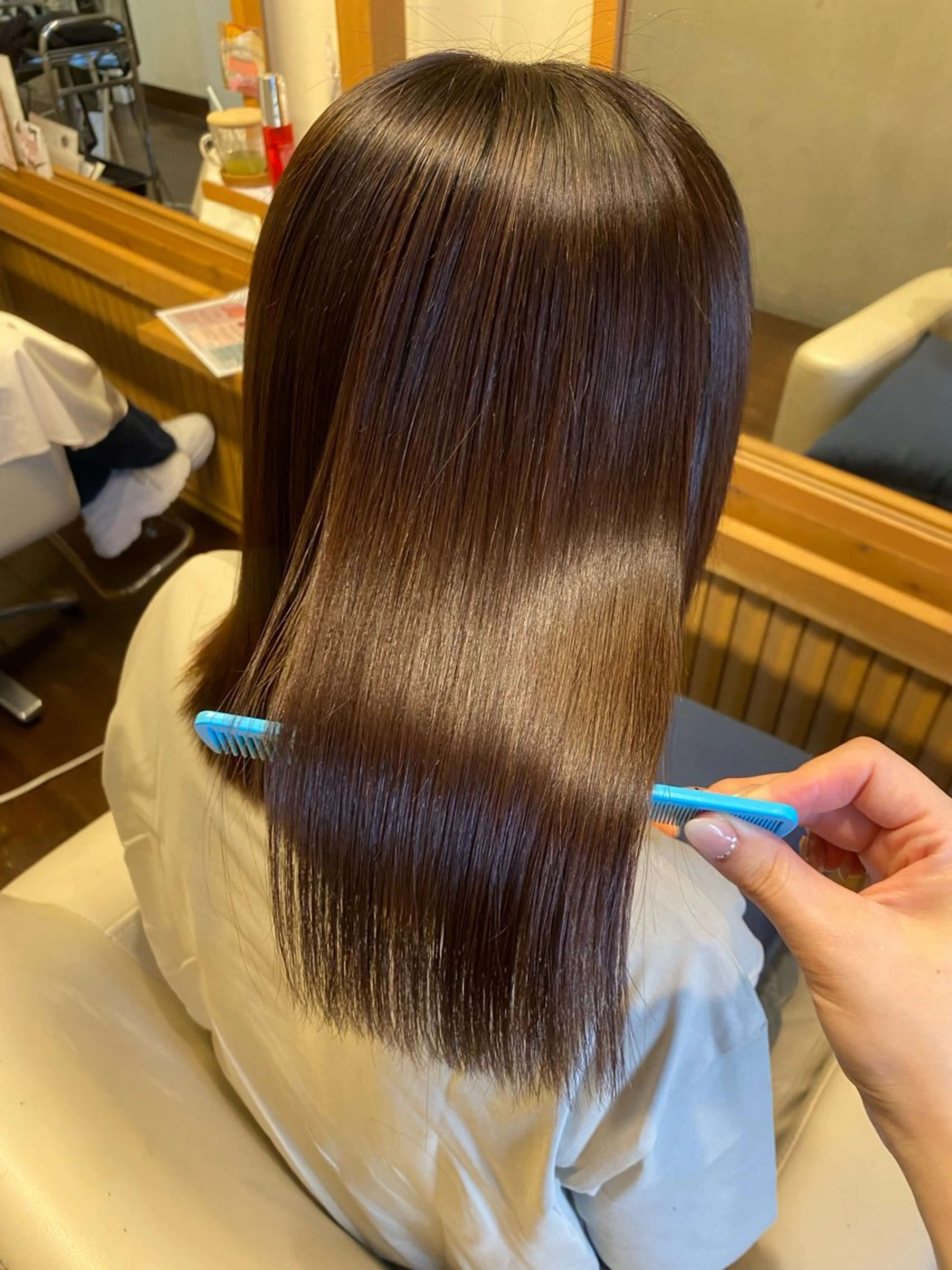 ミディアム パーマ カット 縮毛矯正 トリートメント 透明感カラー/ 小顔カット/ミヅキのヘアスタイル