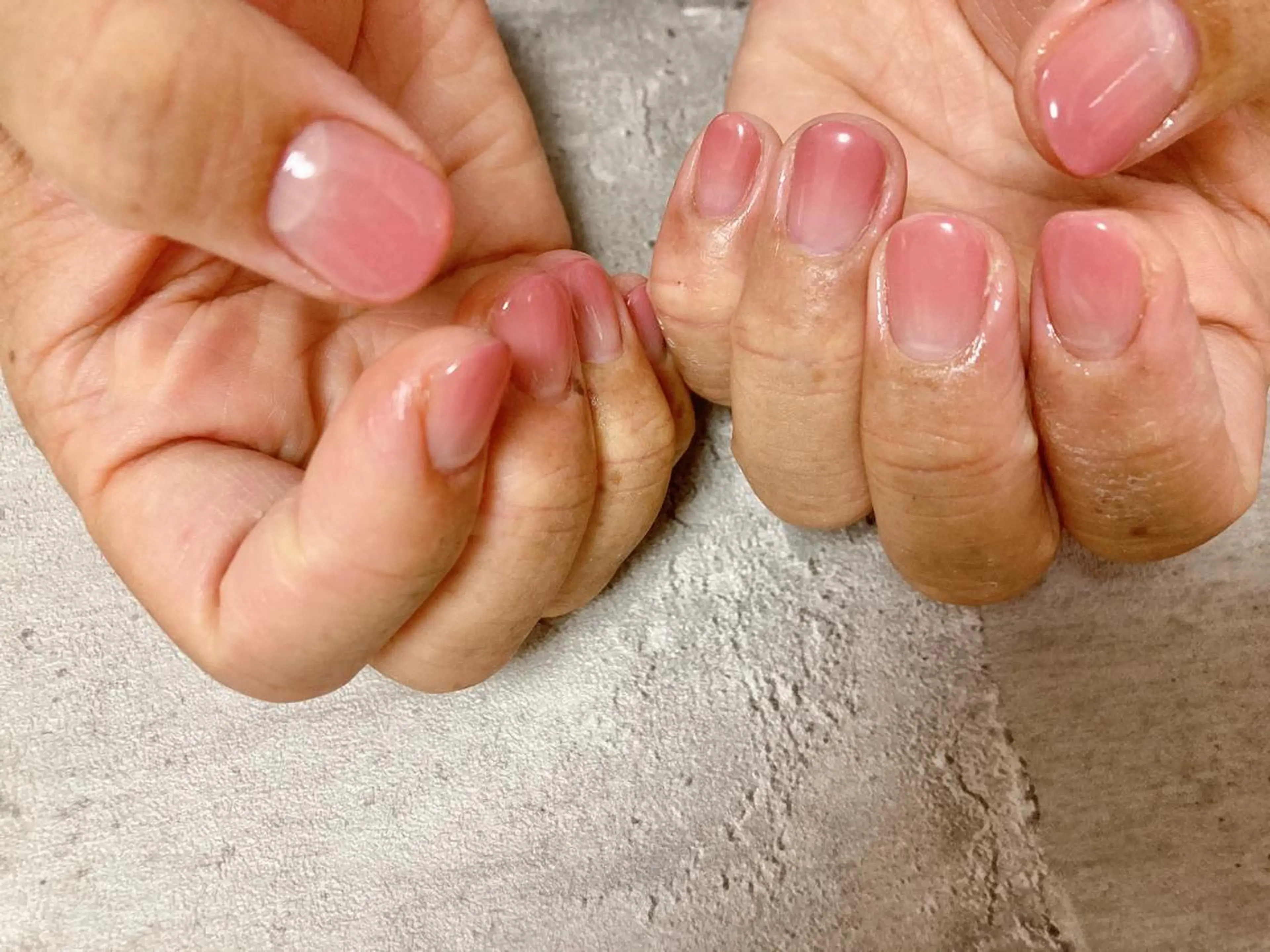 ネイル mogunail &blowのネイルデザイン