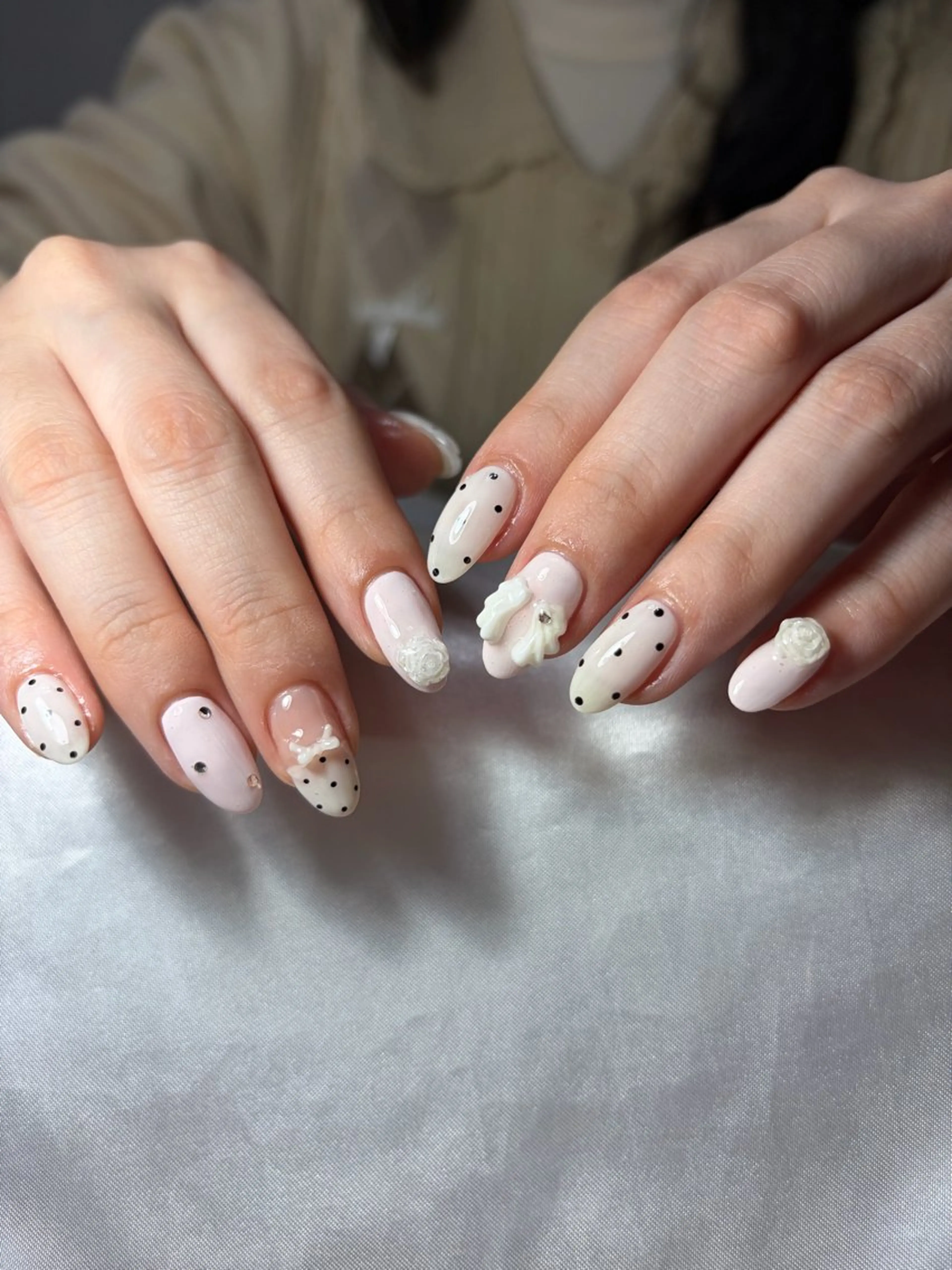 ネイル ハンドネイル nailroom‪ sb‪‪𓈒𓂂𓏸のネイルデザイン