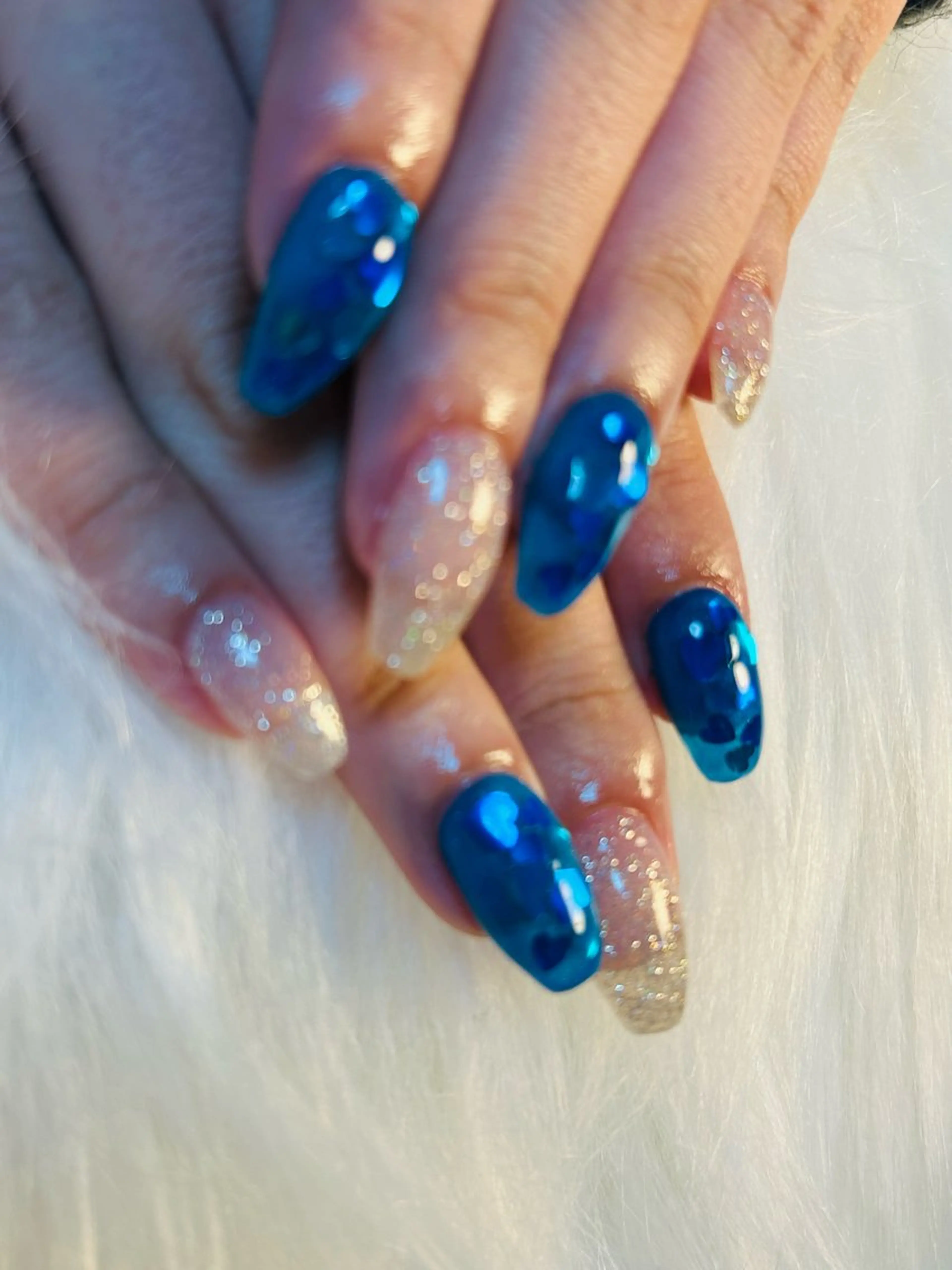 ネイル ハート 金森 真以のネイルデザイン