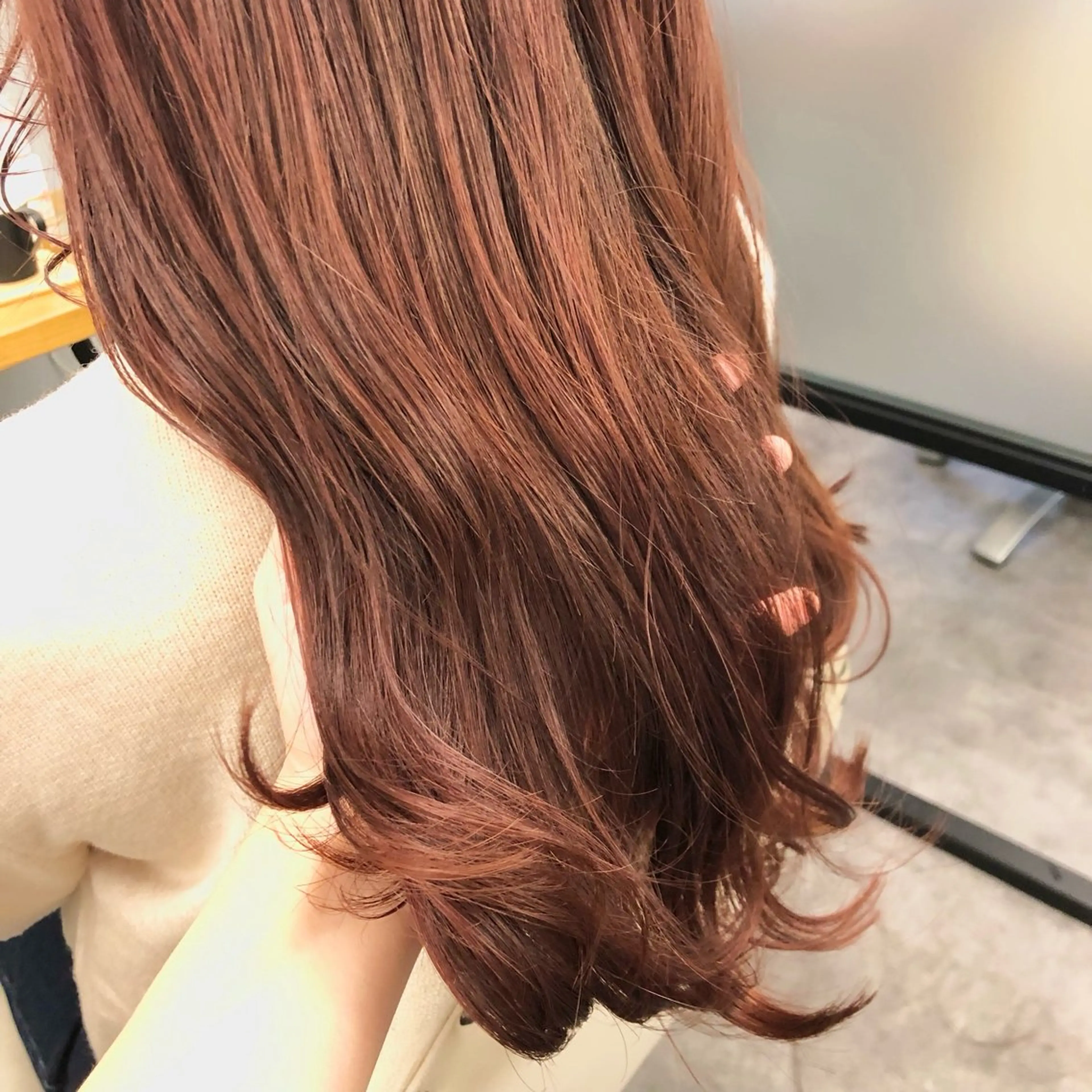 ロング カラー アディクシーカラー アッシュ ベージュカラー 黒髪 ブラウンカラー カット ヘアカラー トリートメント ヘアセット JURI🤎 ワンカールレイヤーのヘアスタイル