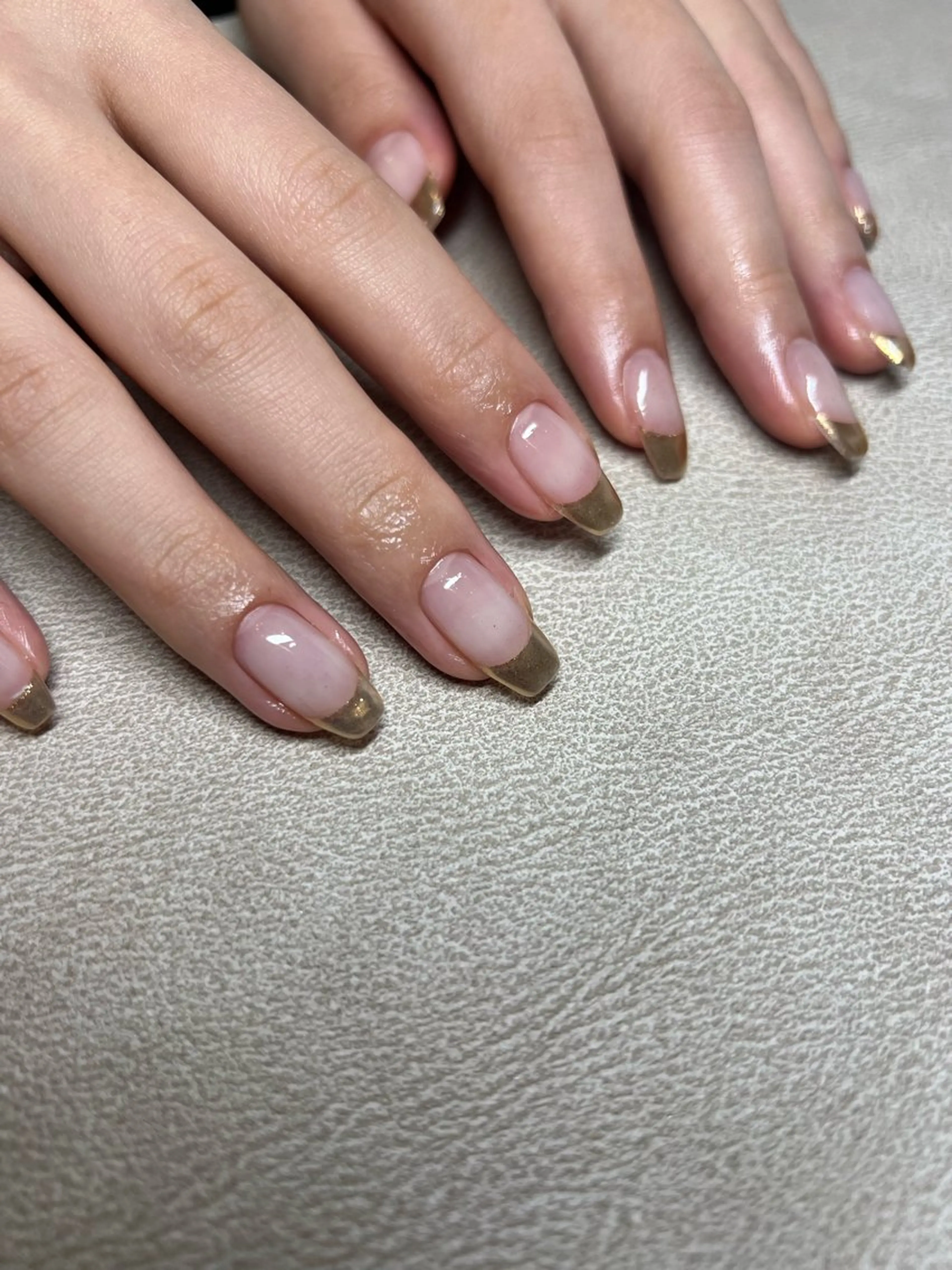 🎀ミラーフレンチorマグネットグラデーション(オフなし)の写真