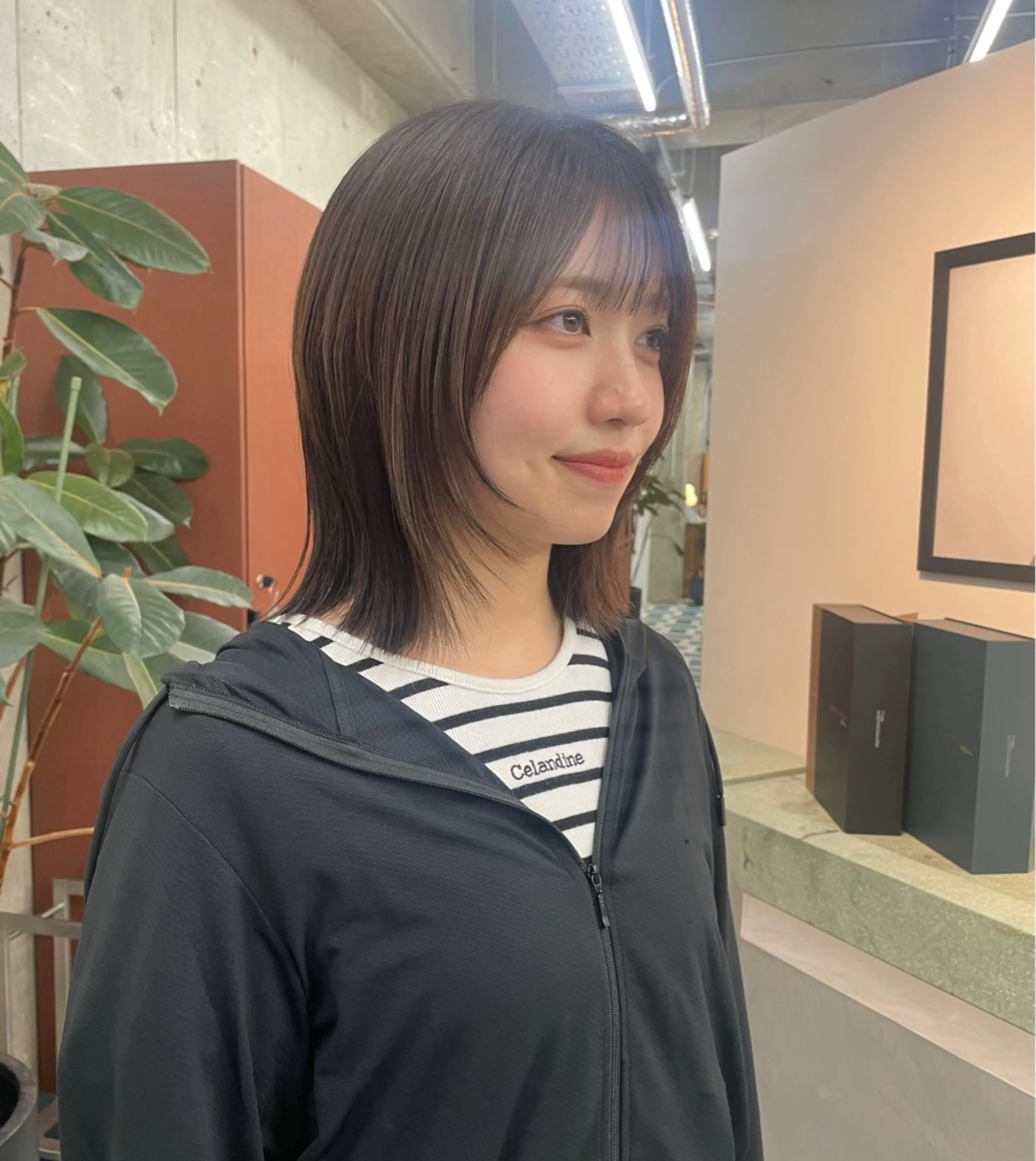 ミディアム カラー レイヤーカット カット ヘアカラー トリートメント RIN🎀レイヤー/ ボブ/オリーブカラーのヘアスタイル