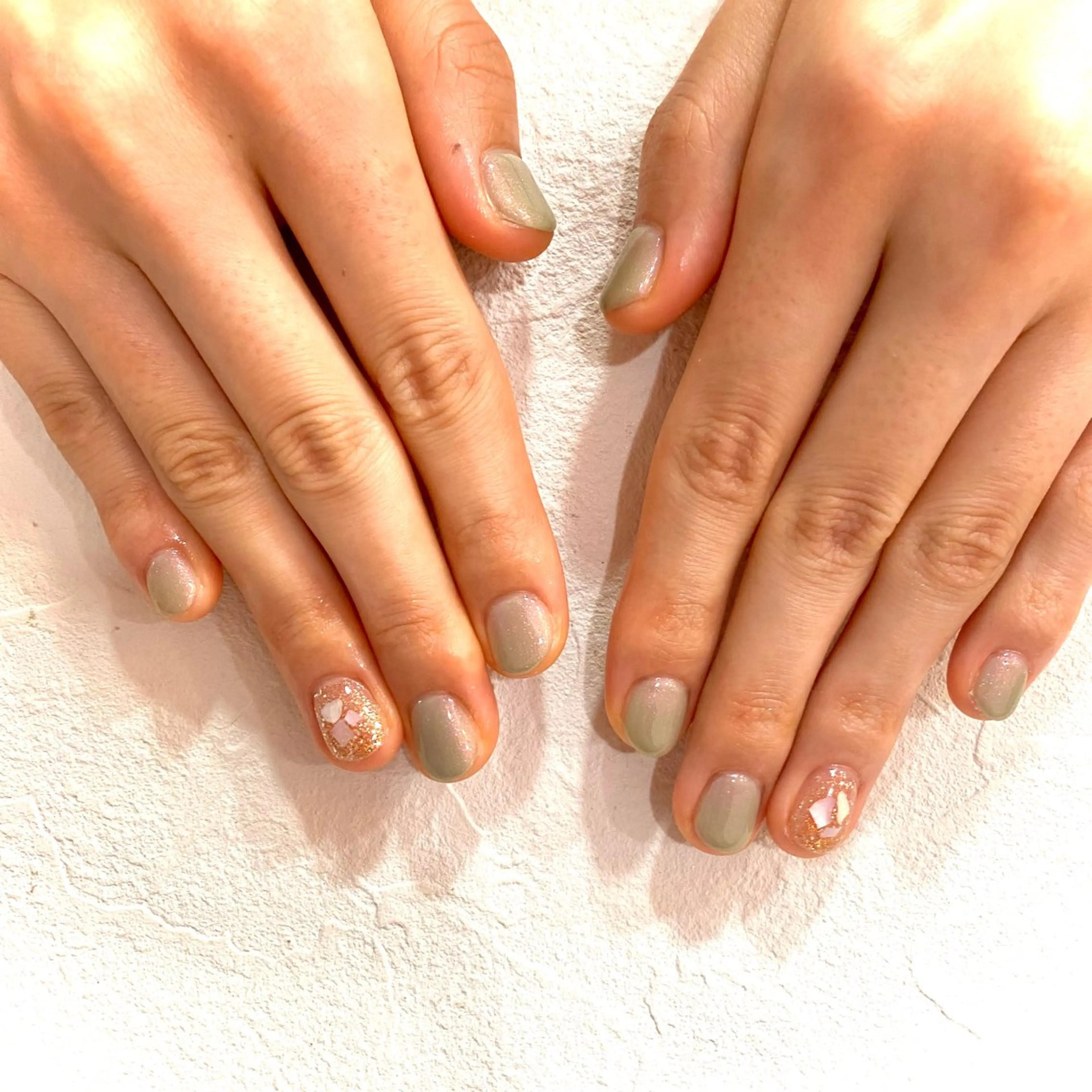 ネイル 岡本 優子のネイルデザイン