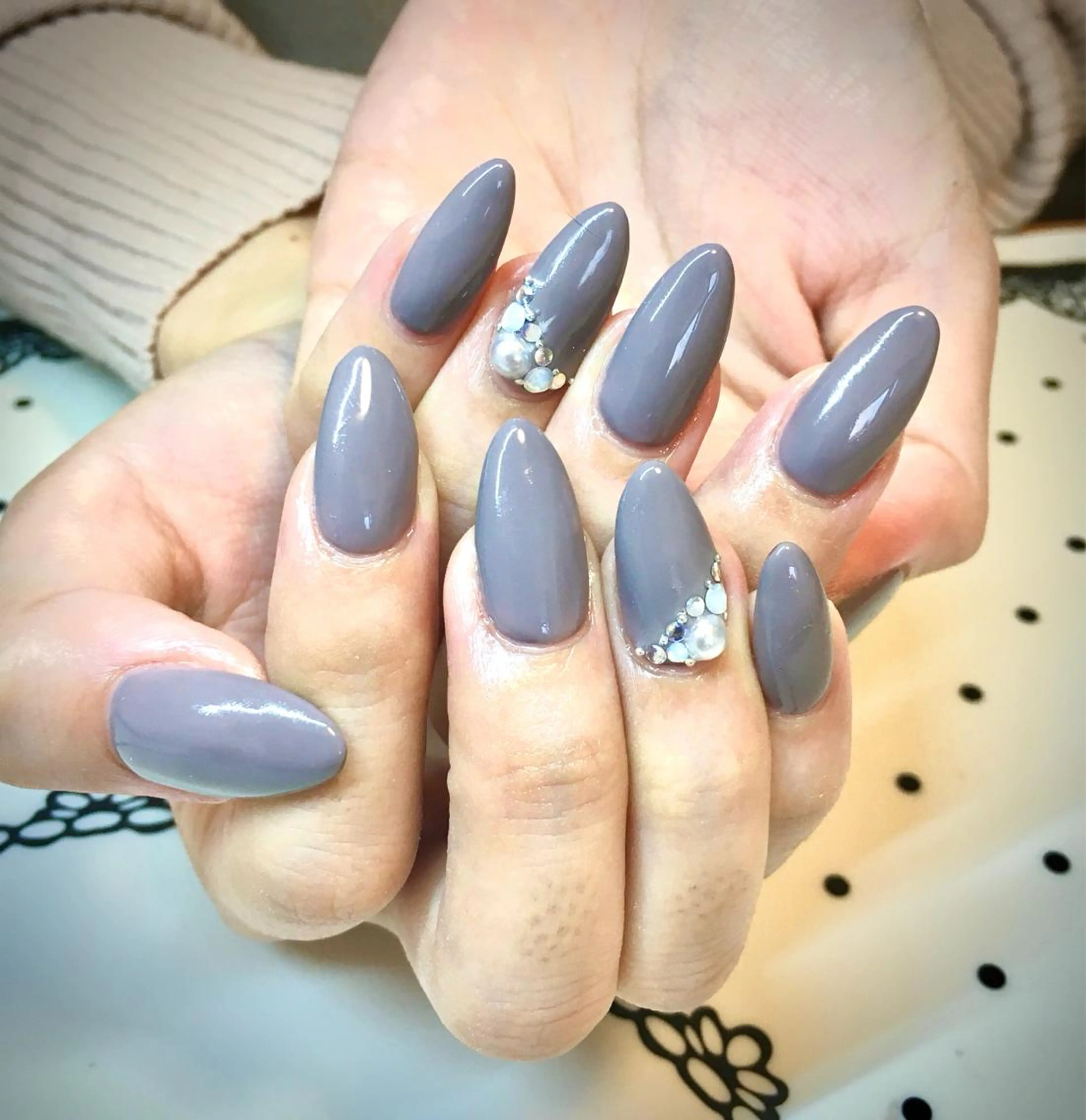 ネイル ストーンネイル nailsalon sugarr所属・nailist cocoのネイルデザイン