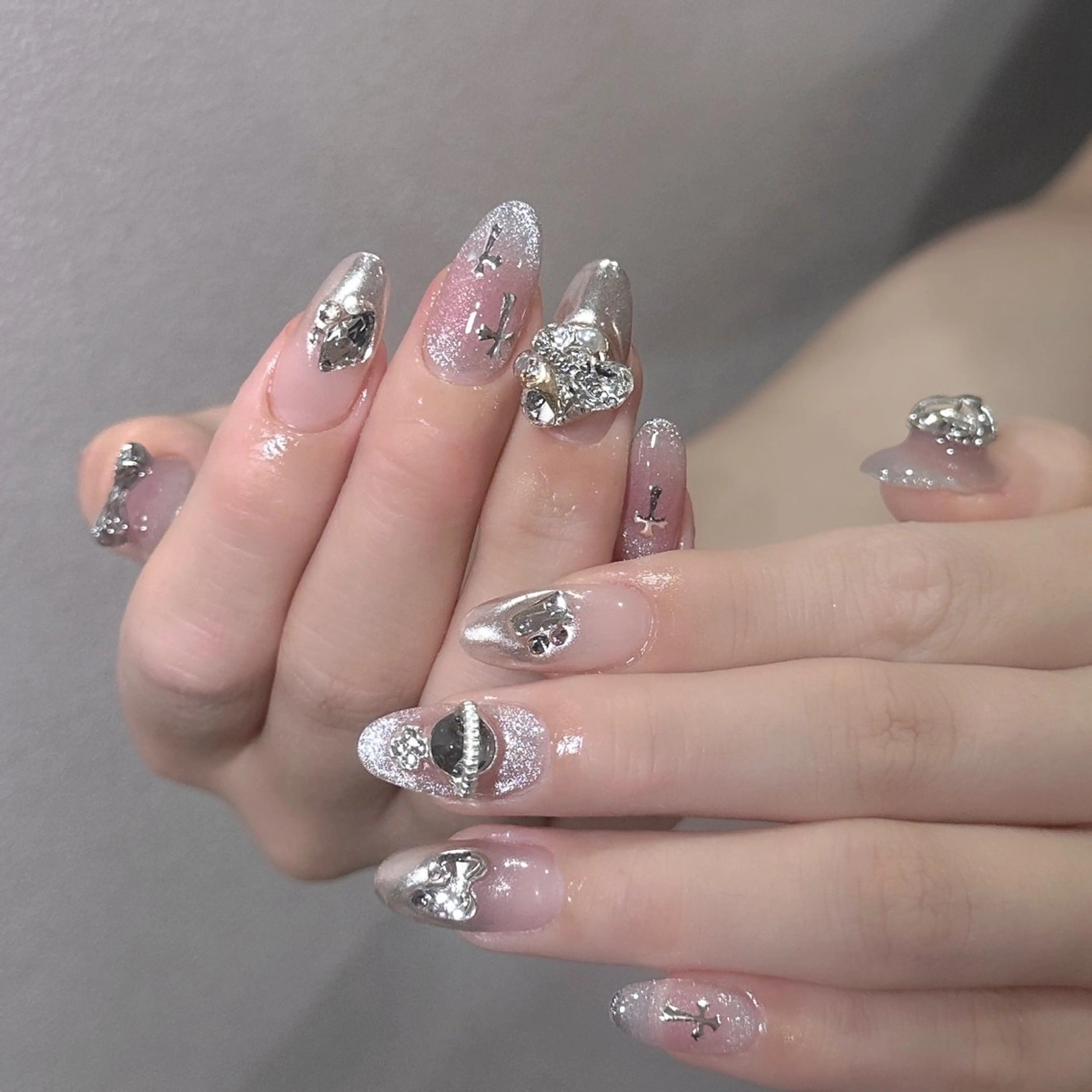 ネイル ハンドネイル Dark honey スカルプ専門原宿店のネイルデザイン