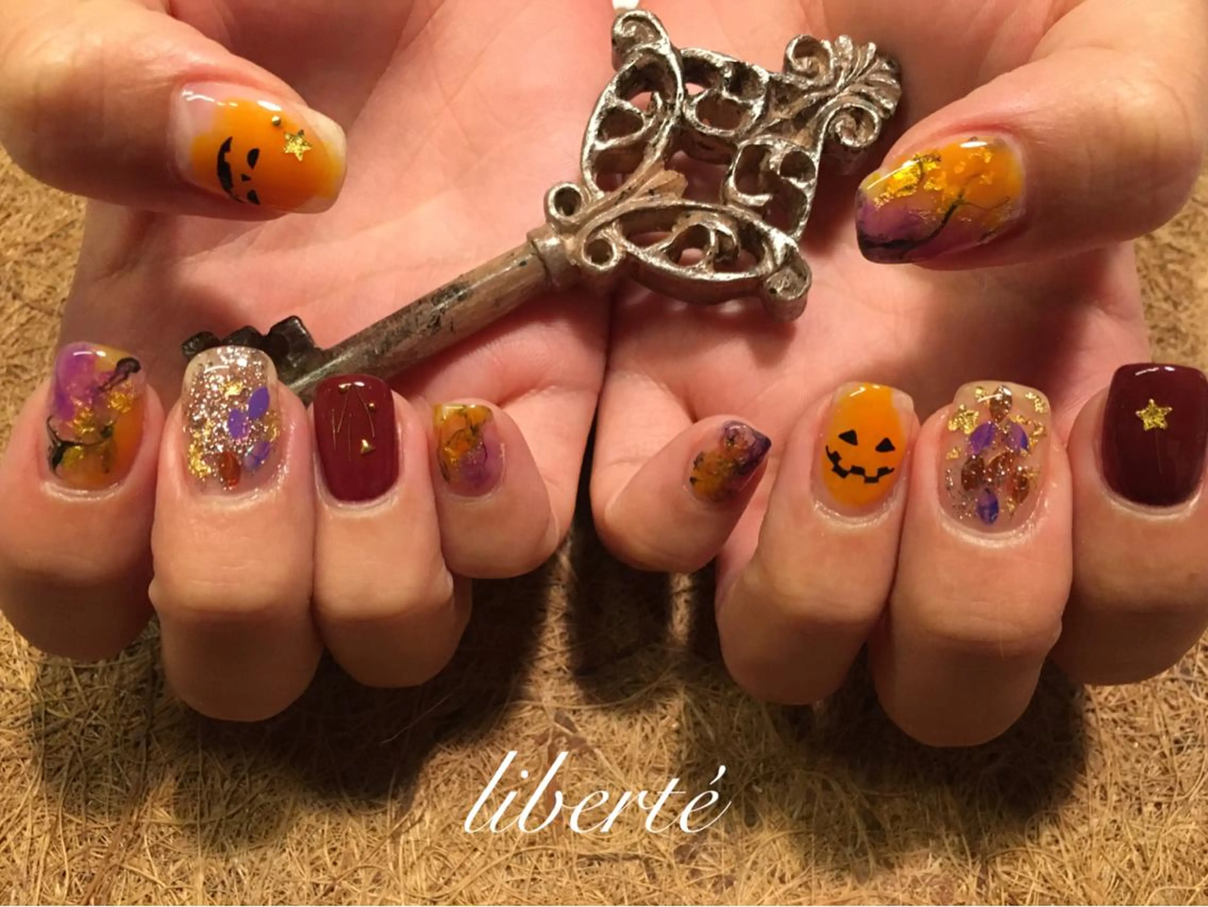 ネイル liberté (リベルテ)のネイルデザイン