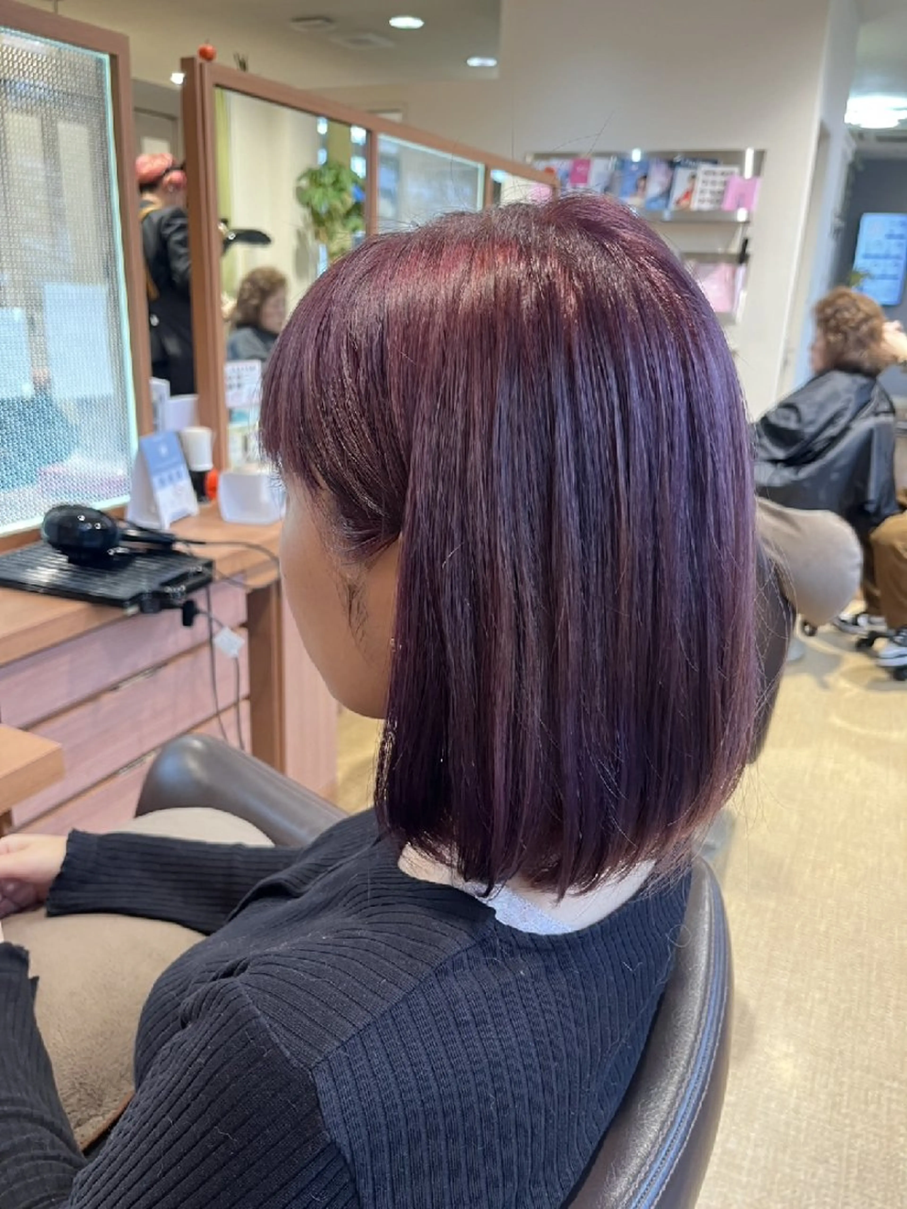 ショート カラー パープルカラー ヘアカラー 🌟Cube 東山 侑以🎮𓈒⋆͛のヘアスタイル