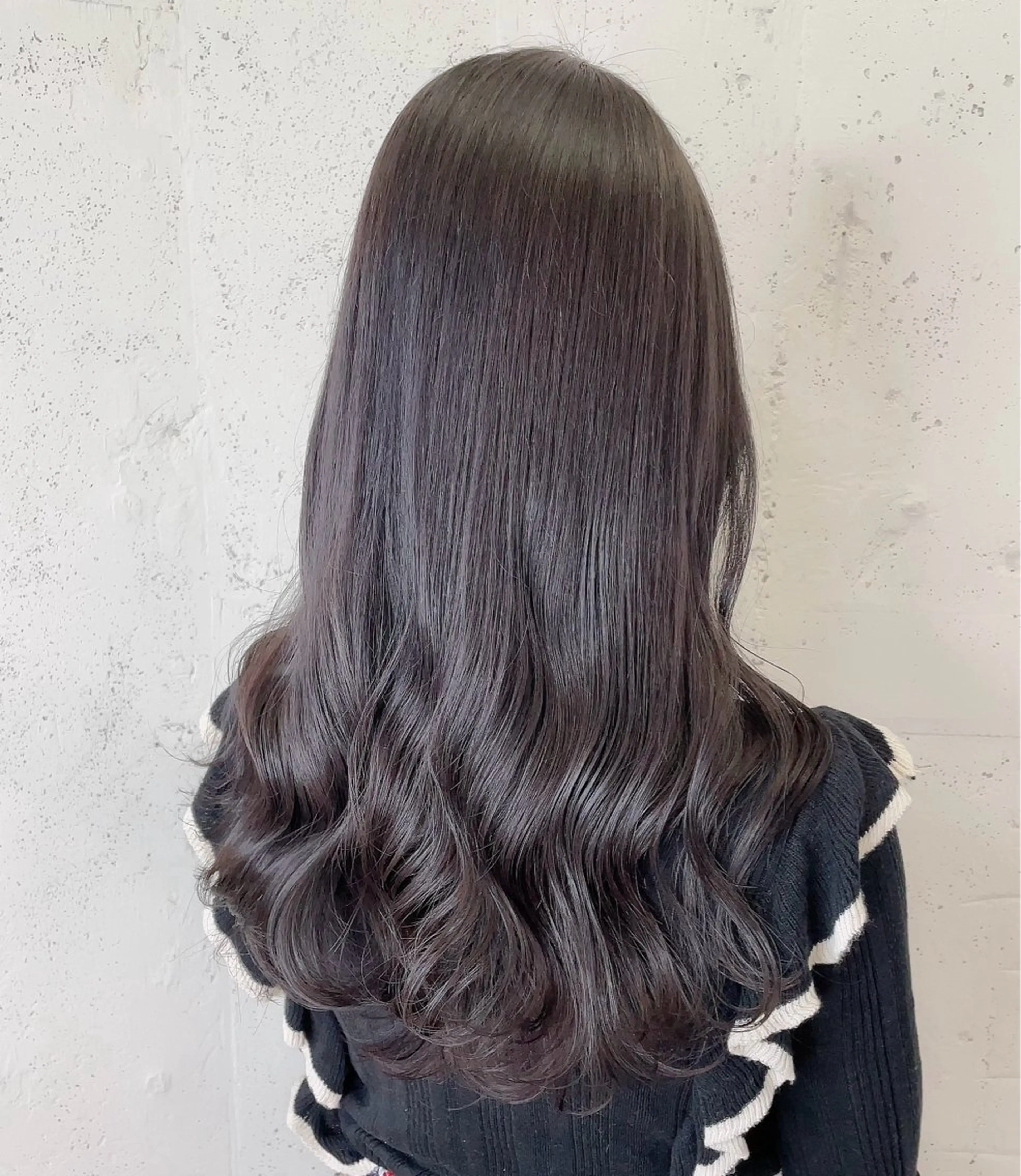 ロング カラー 透明感カラー🎀／ 寒色カラー／マツエクのヘアスタイル