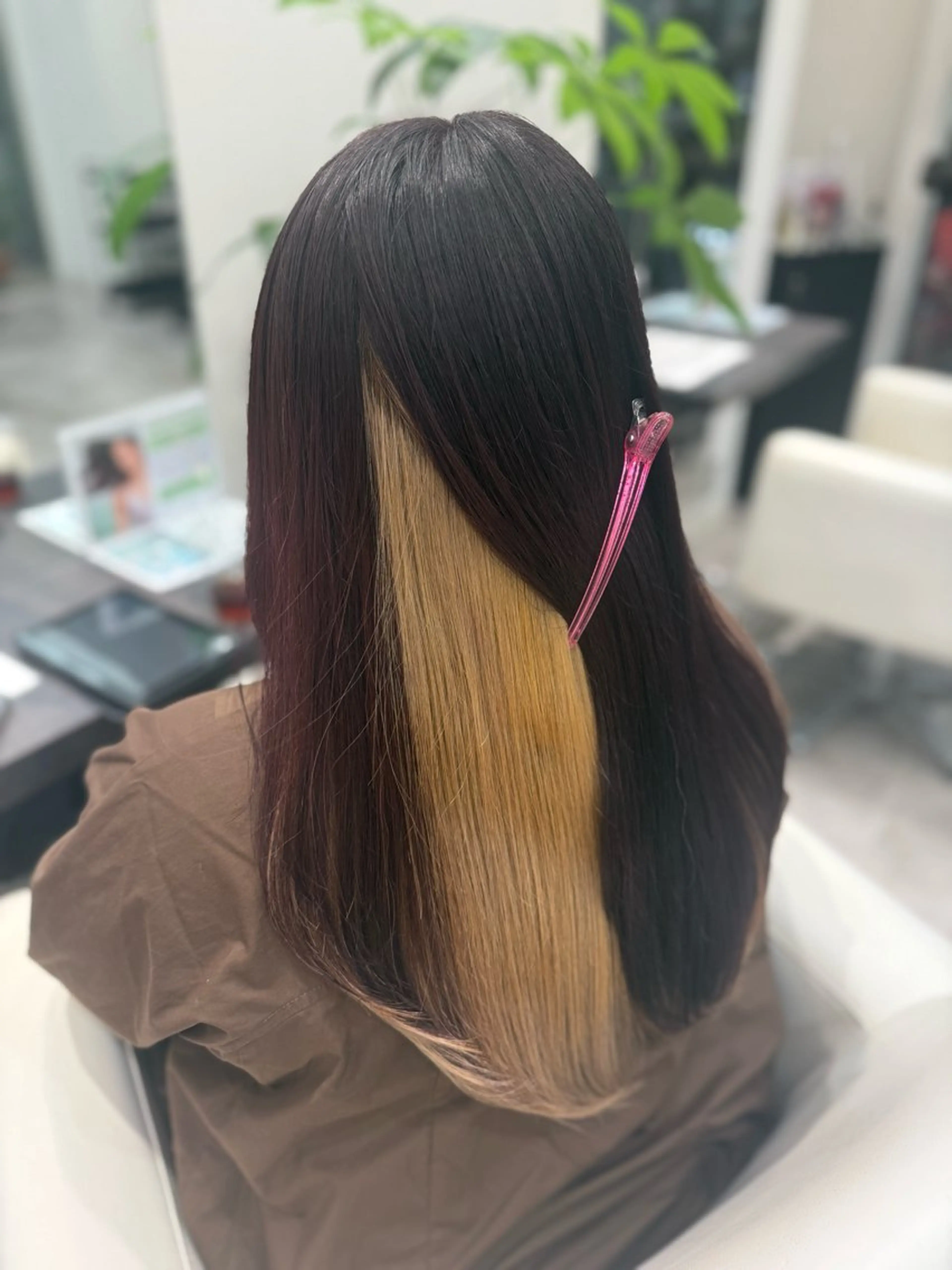 ロング カラー ベージュカラー ブリーチ ケアブリーチ 透明感カラー デザインカラー ヘアカラー 渋谷髪質改善/縮毛 矯正/かすが🪽🫧のヘアスタイル