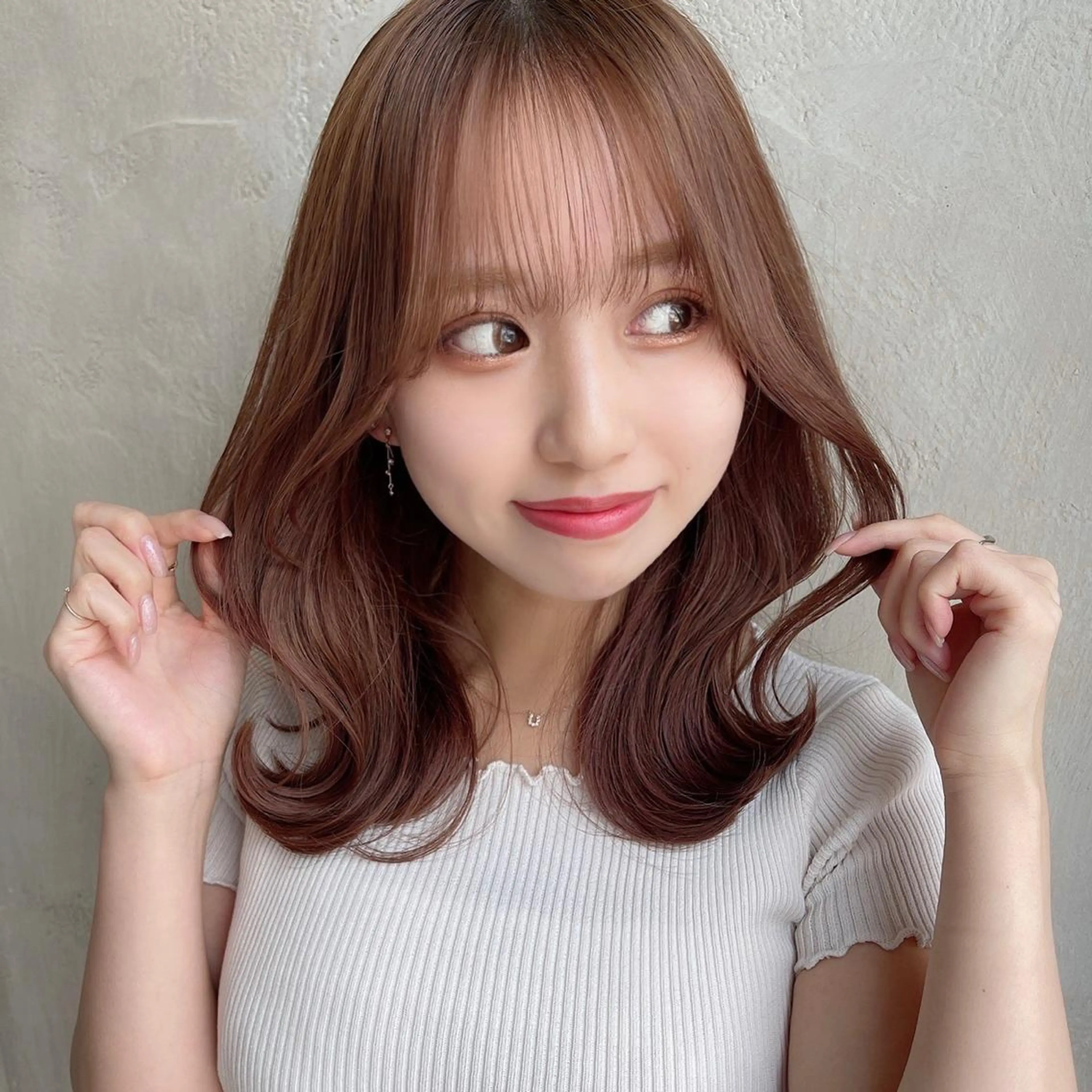 ミディアム カラー パーマ ヘアアレンジ イルミナカラー ボブ くびれヘア 髪質改善 トリートメント 日本一の小顔カット/ ボブ/顔周り/韓国のヘアスタイル