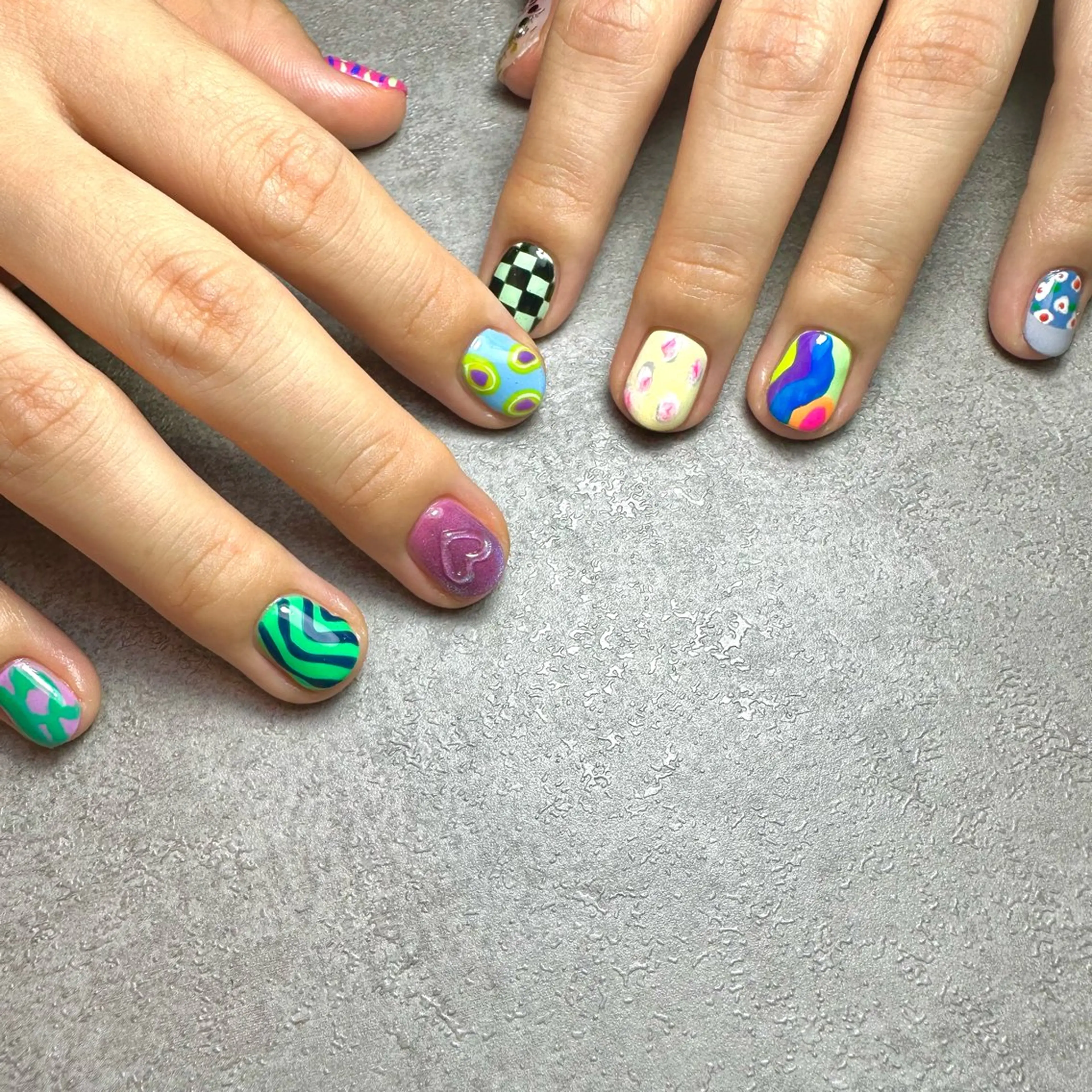 ネイル ハンドネイル フットネイル GéRanium Harukaのネイルデザイン