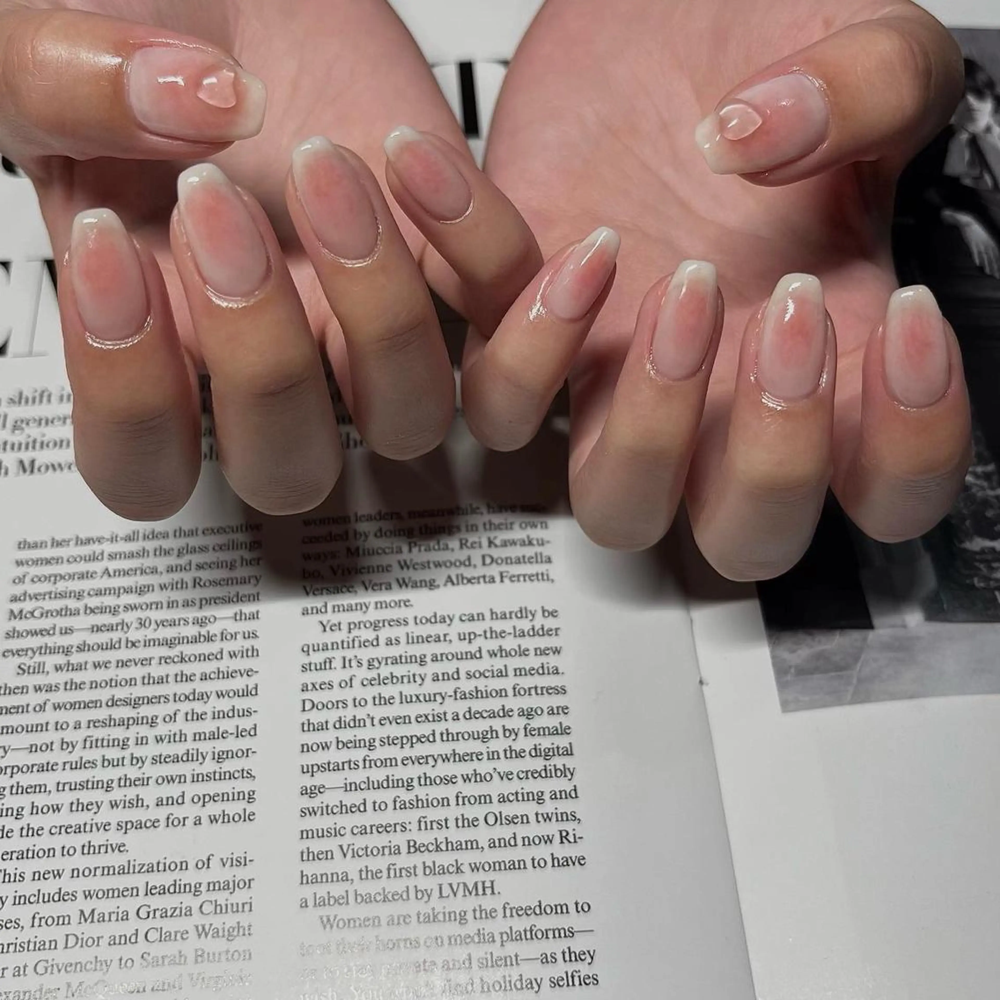 【オフあり】☽チークネイルの写真