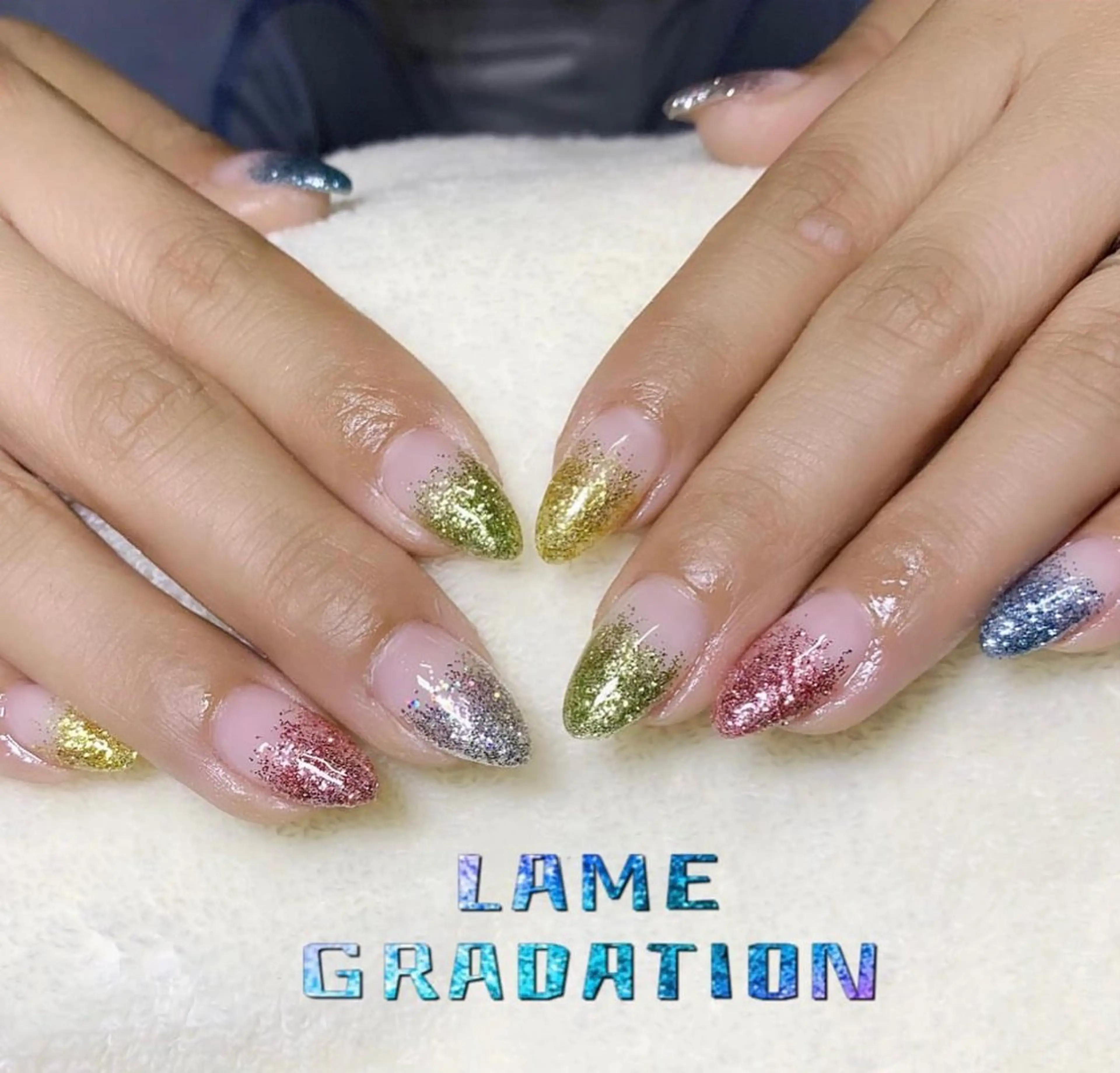 カラー・グラデーション・フレンチネイル🥳（オフ込）カラー選び放題❣❣の写真