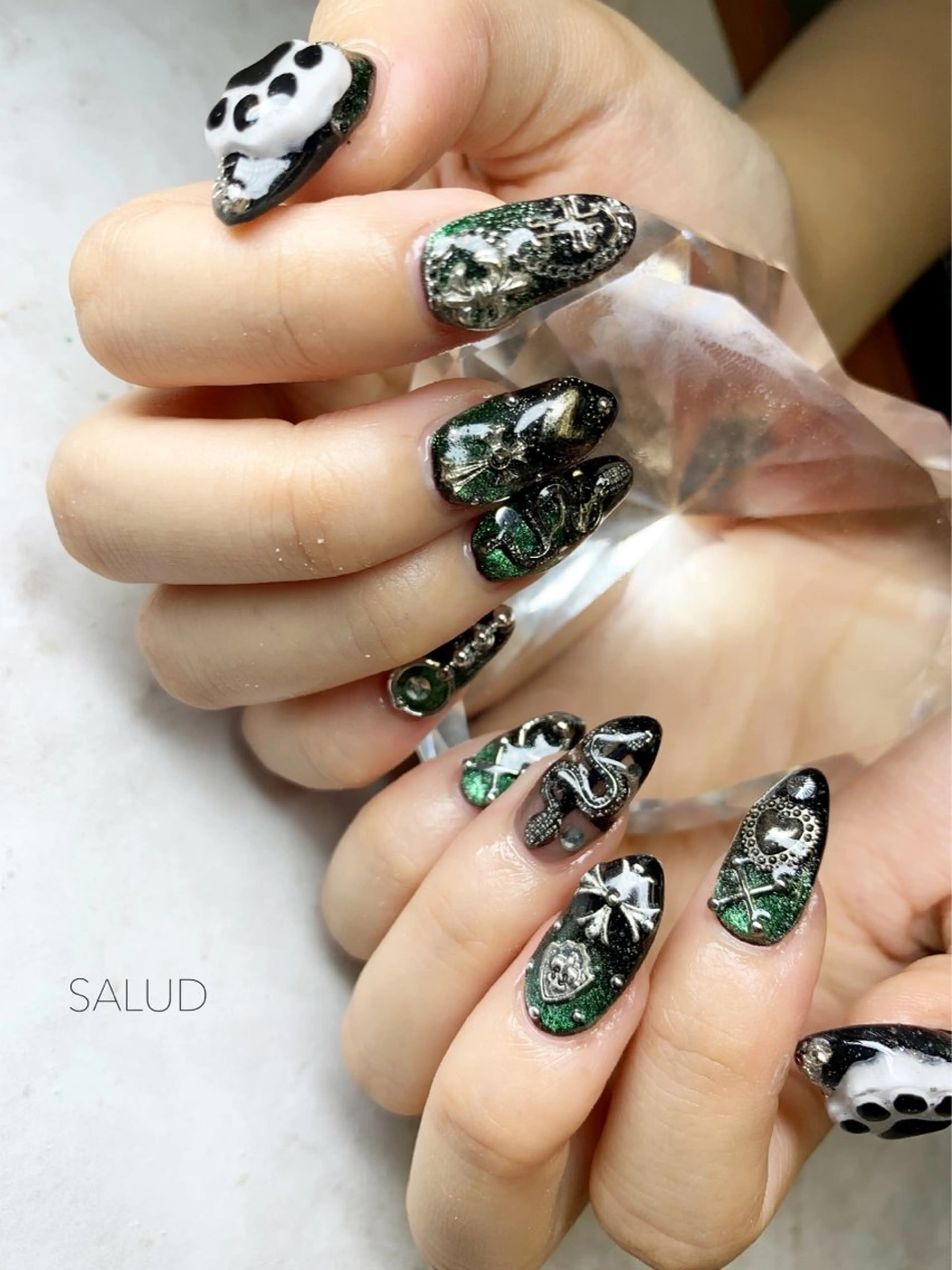 ネイル ハンドネイル Nail Salon SALUDのネイルデザイン