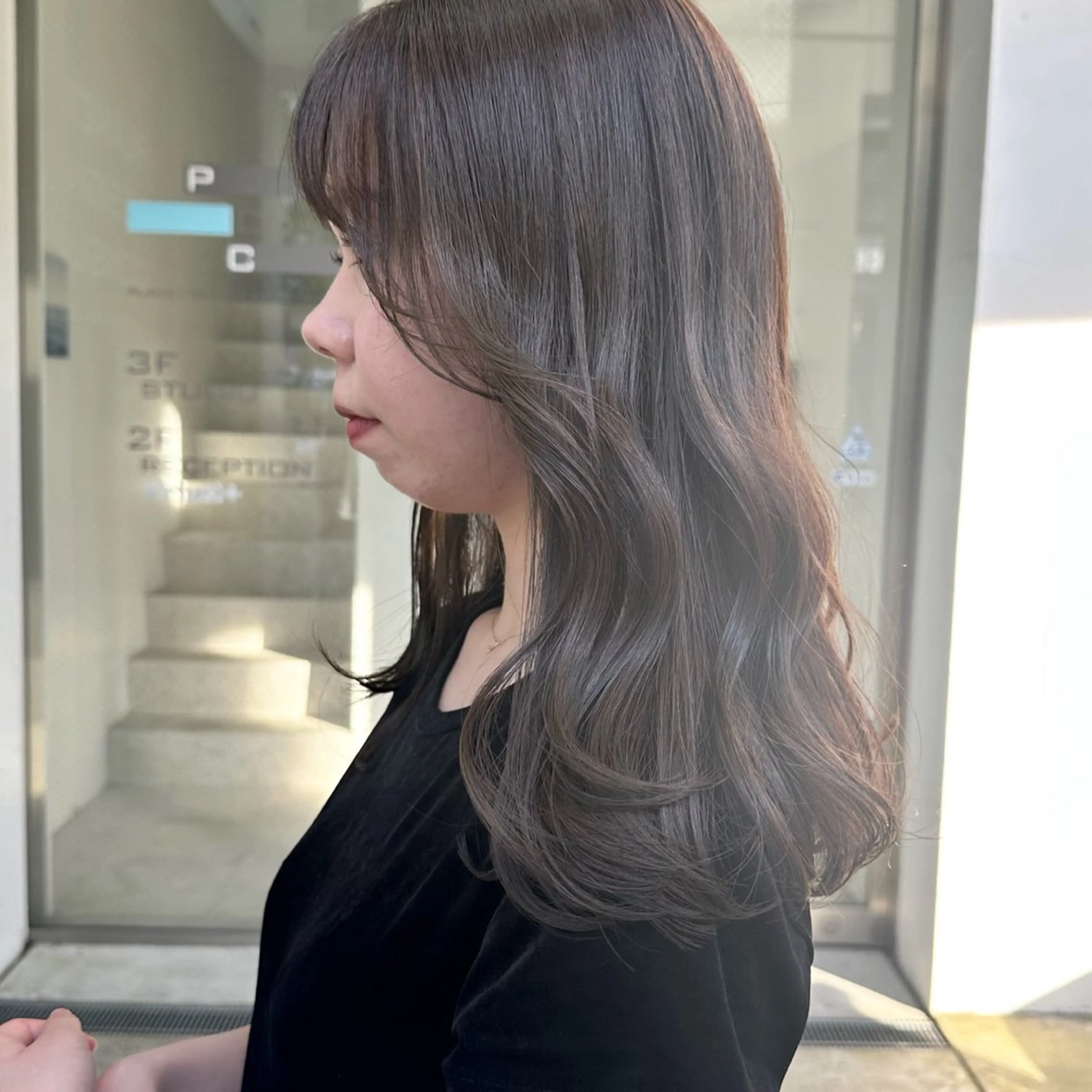 セミロング カラー ヘアカラー トリートメント 縮毛矯正✨透明感 カラー🎀♡mariのヘアスタイル