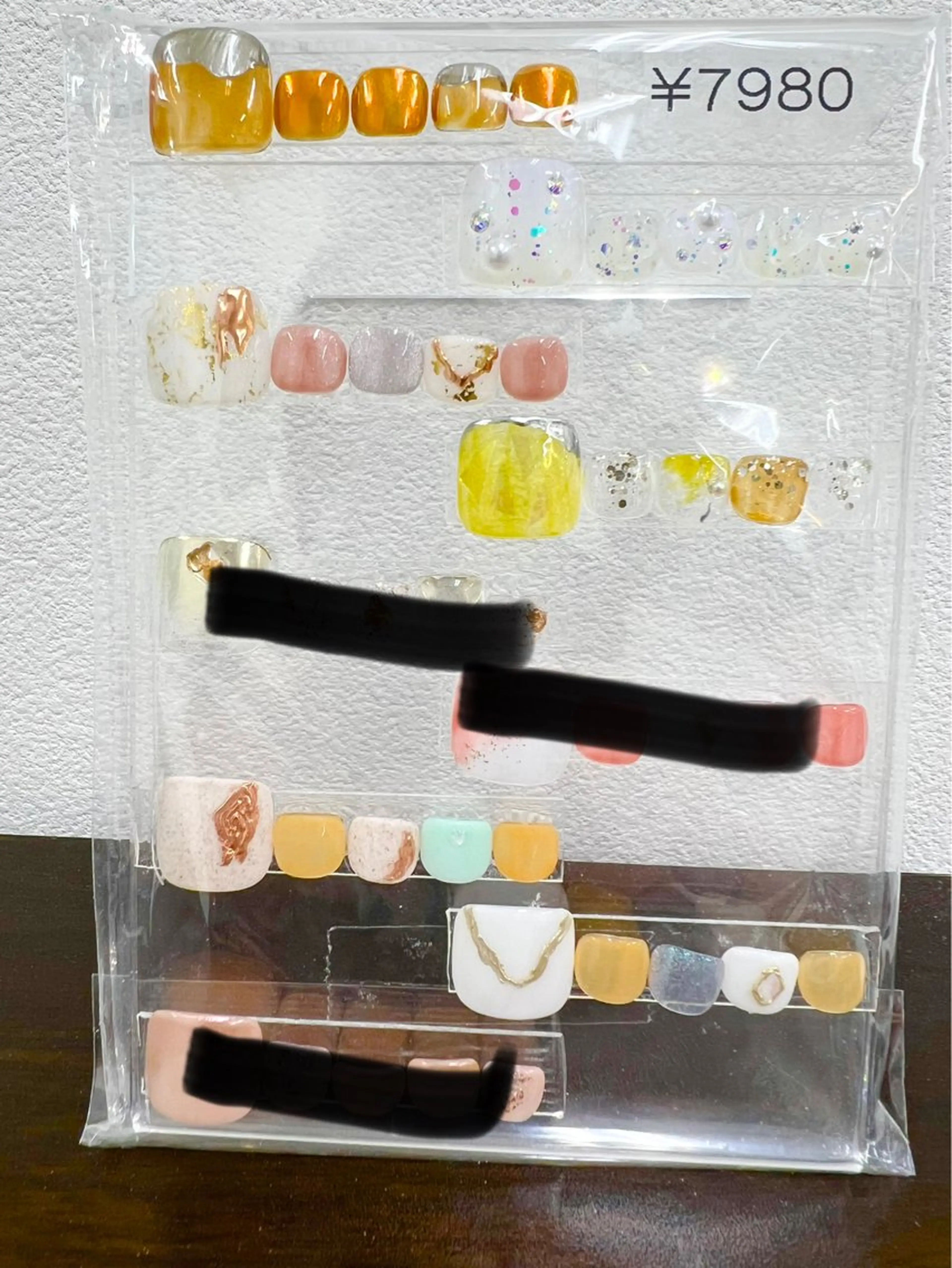 ネイル フットネイル 吉田 里菜のネイルデザイン