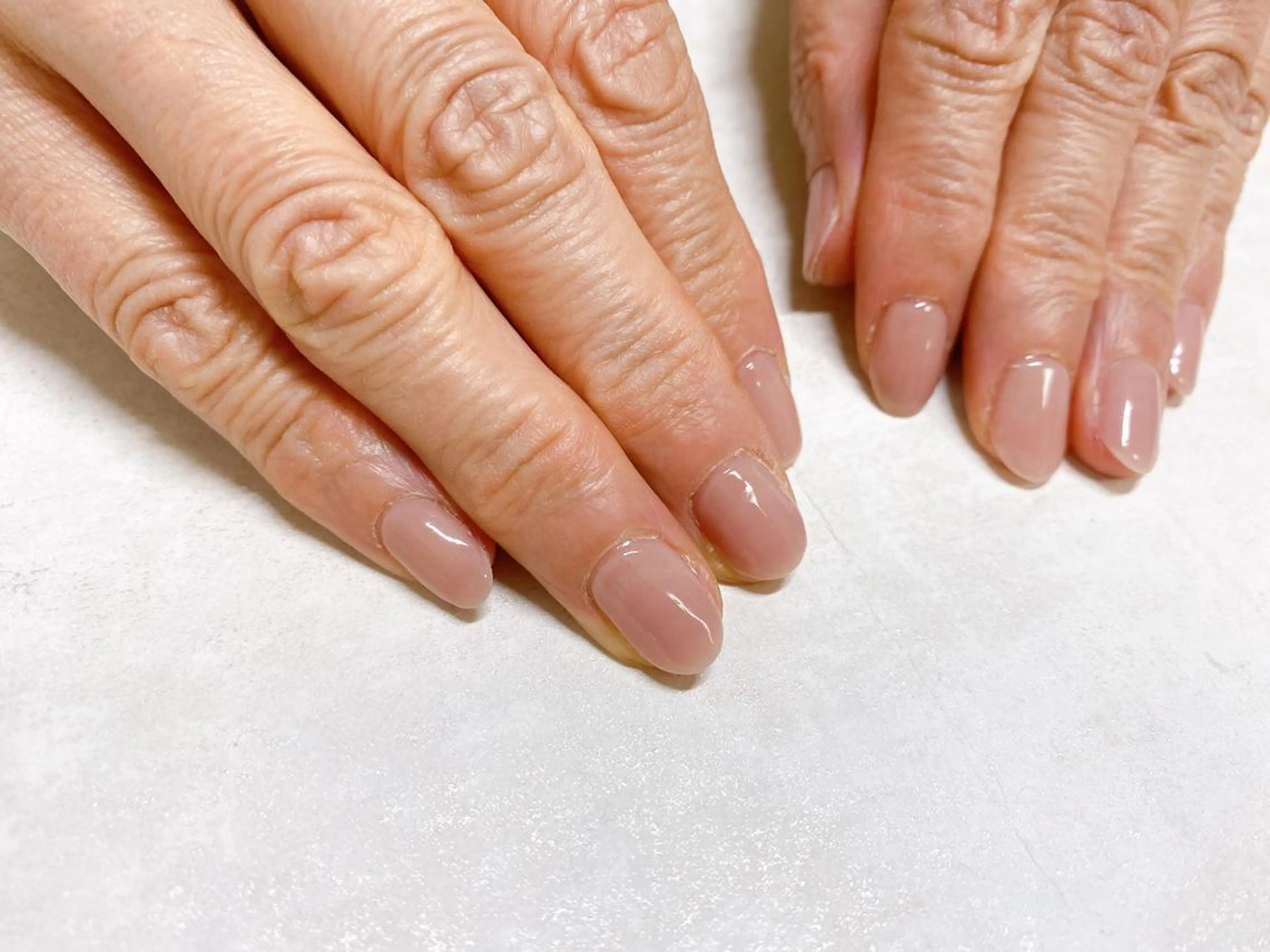 ネイル オーロラネイル フラワーネイル フットネイル フレンチネイル ジェルネイル mogunail &blowのネイルデザイン