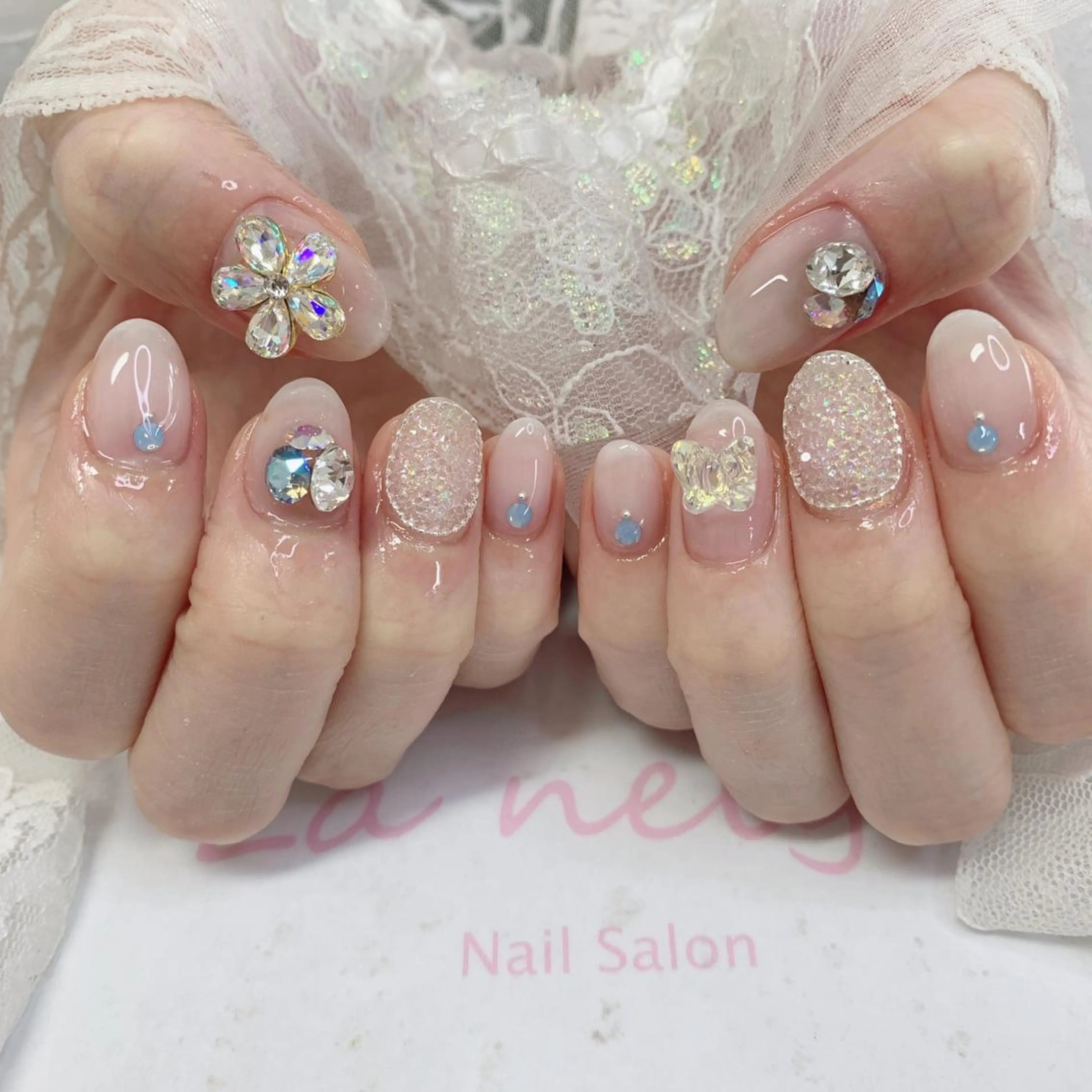 ネイル フラワーネイル ハンドネイル La neige* yuki 🐩🌙のネイルデザイン