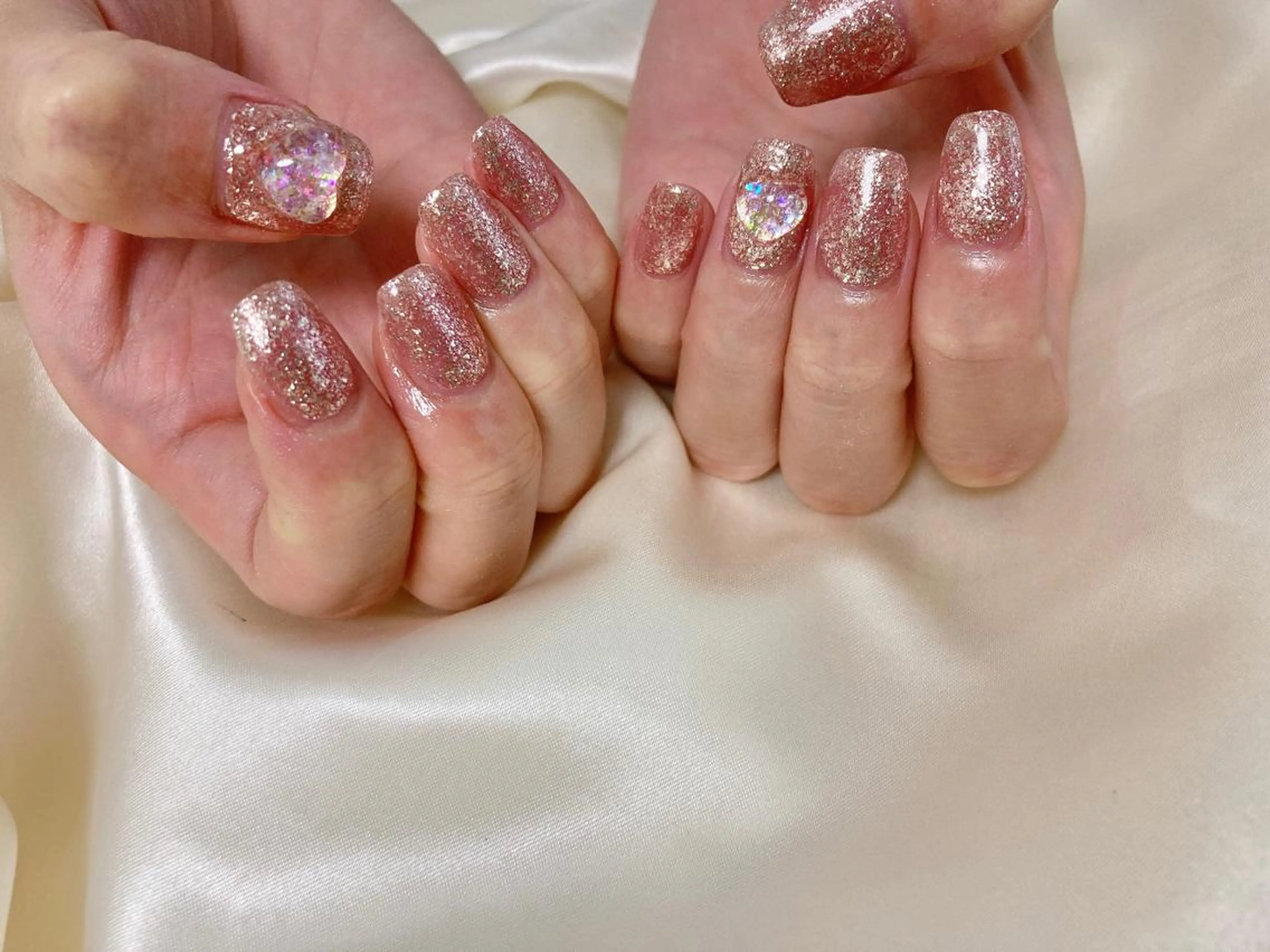 ネイル ハート ラメ(グリッター) ハンドネイル mogunail &blowのネイルデザイン