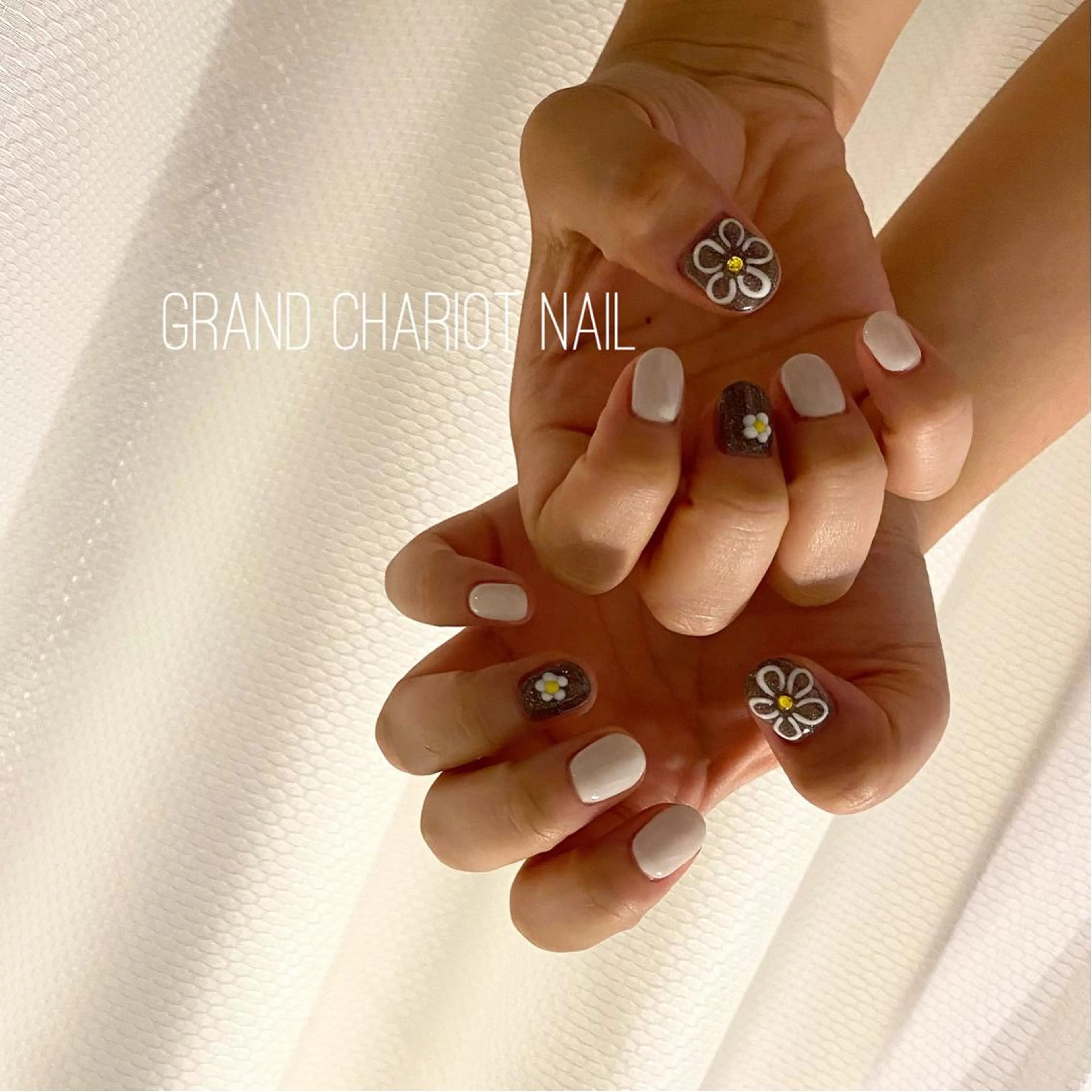 ネイル NORA nail UMEDA MAIのネイルデザイン