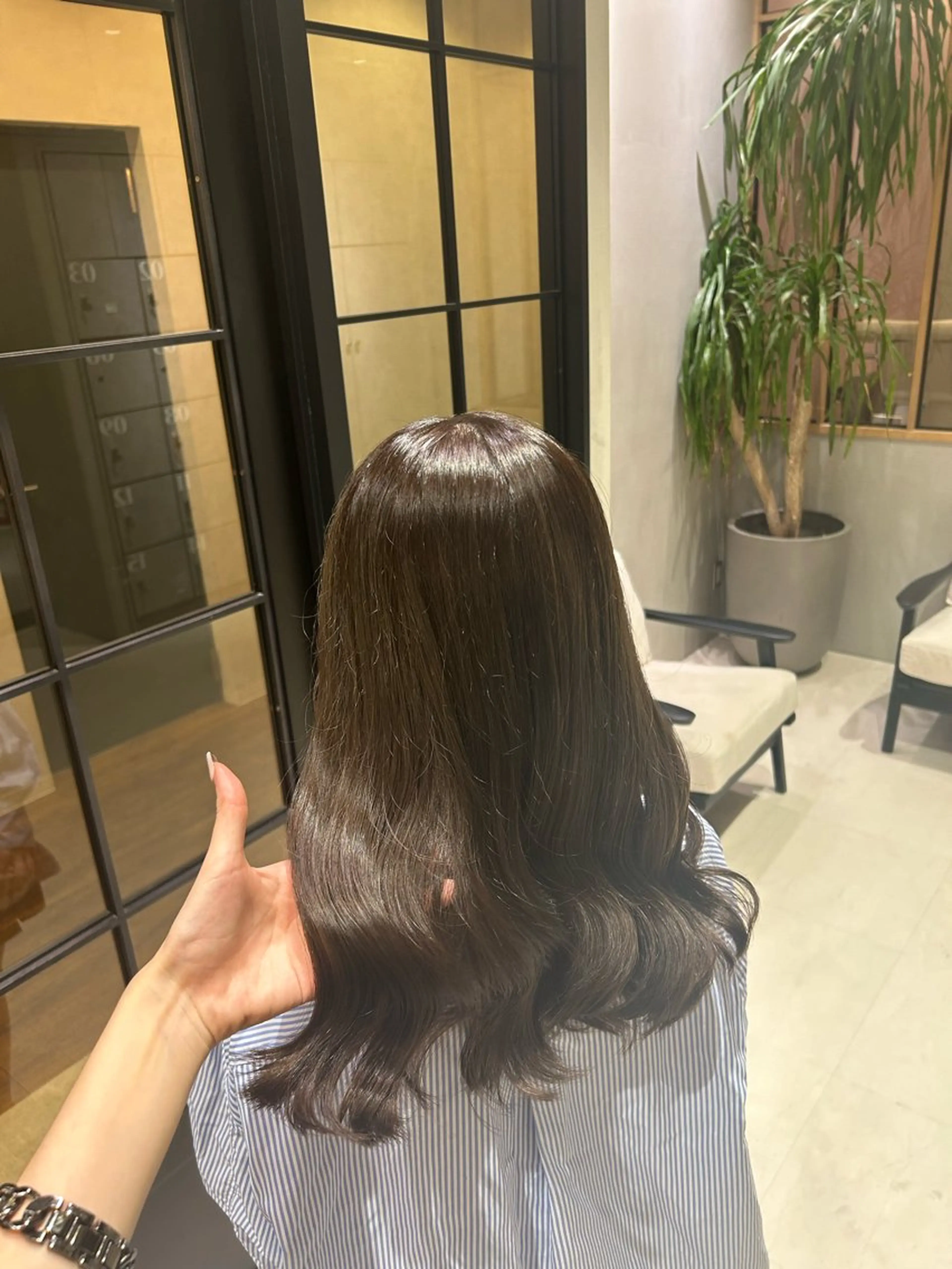 ミディアム ヘアカラー Marin🫐/ 名駅/レイヤーカットのヘアスタイル
