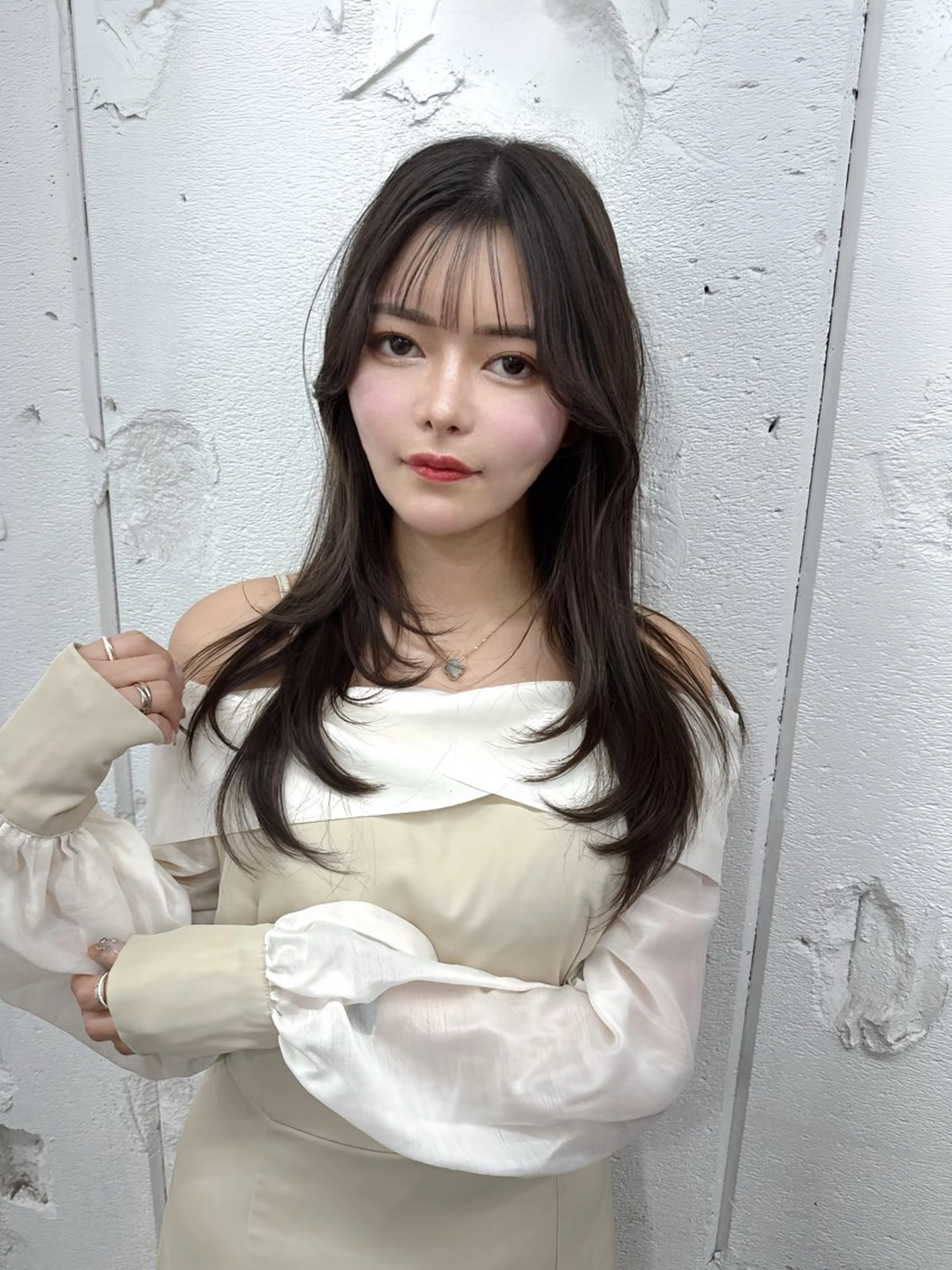 ロング カラー レイヤーカット 盛れる顔周りカット ♥️韓国ヘア"ちぇるのヘアスタイル