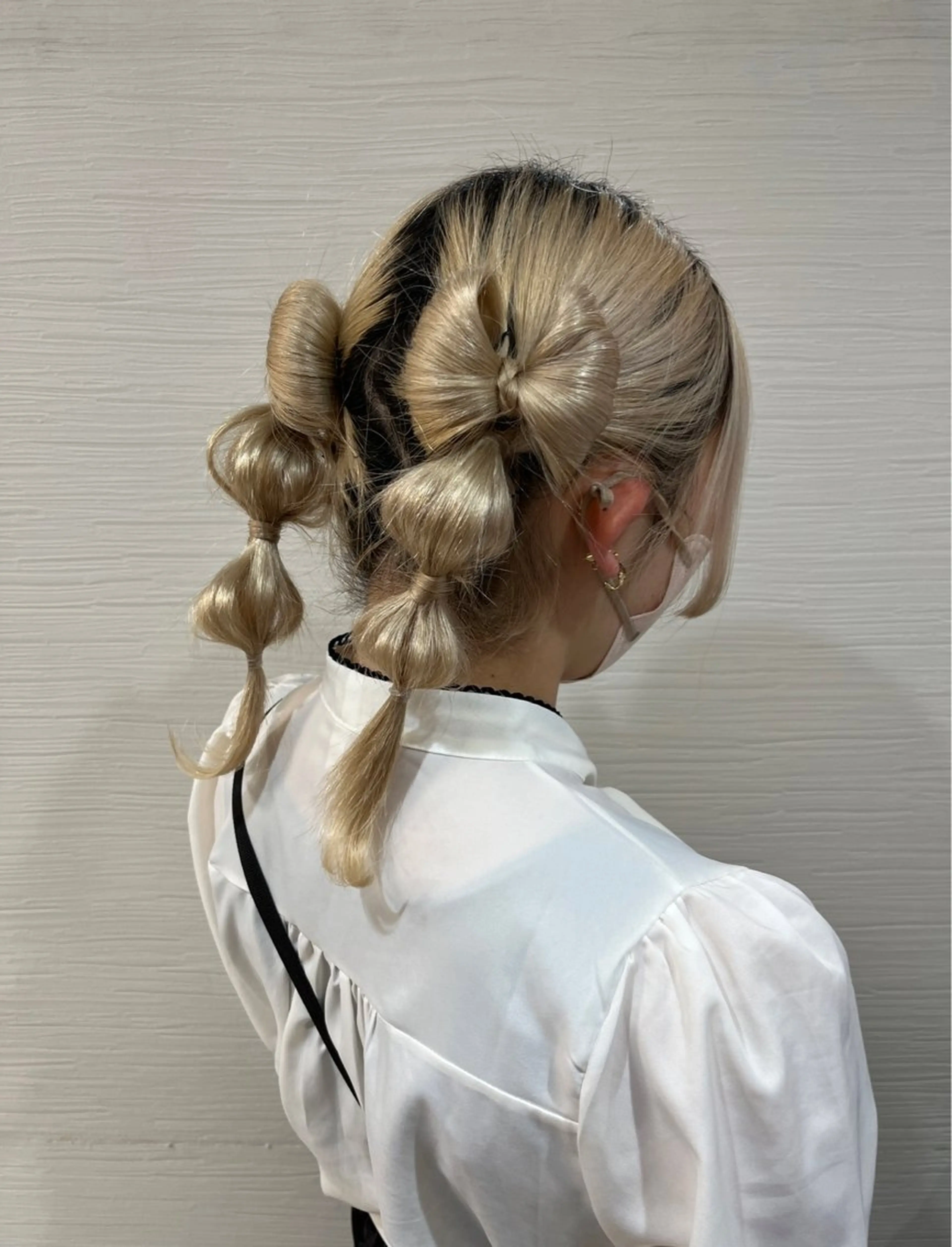 ロング ヘアアレンジ 成人式 カチューシャ 髪飾り 中村 由布紀のヘアスタイル