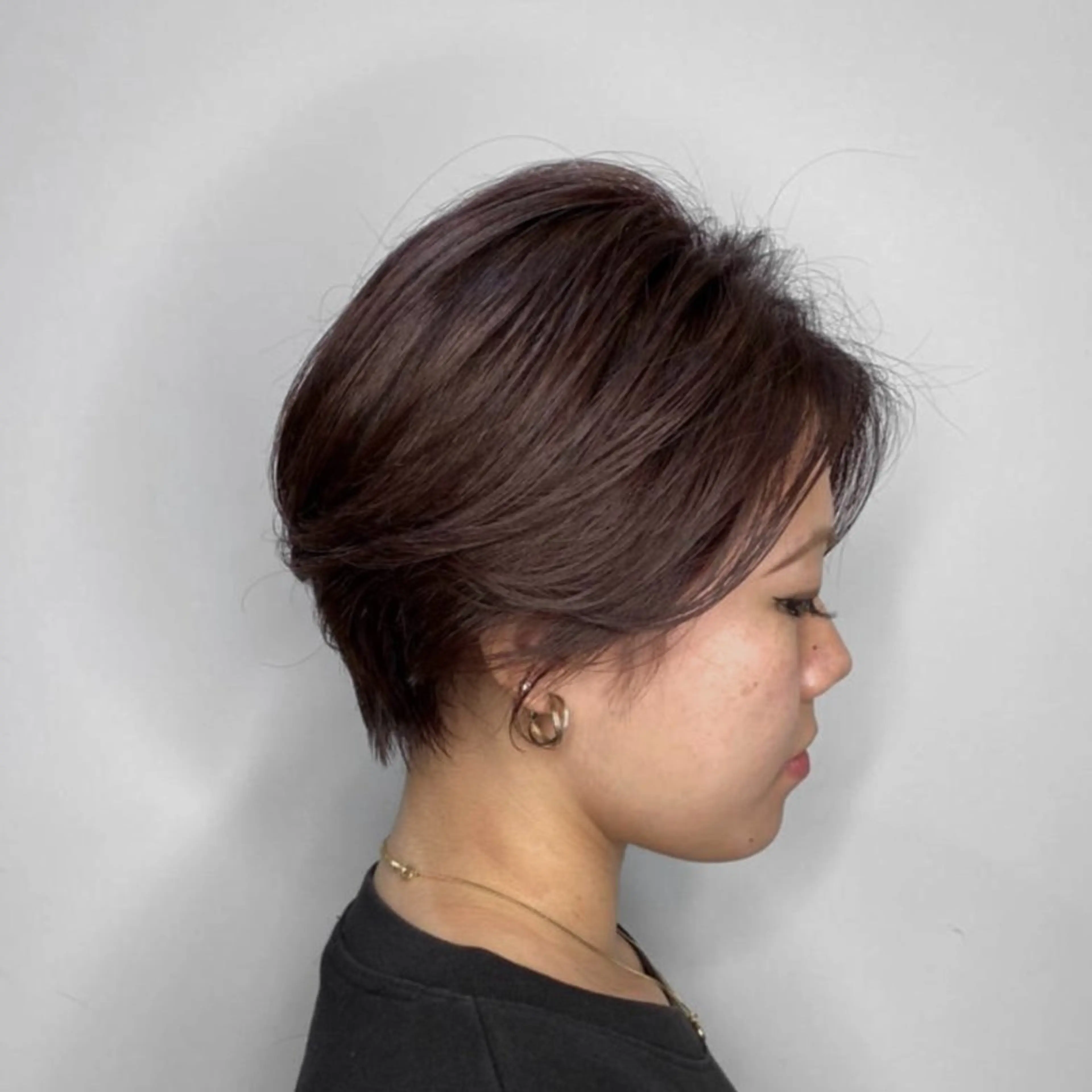 ショート カット 🌸 飯野 舞桜のヘアスタイル