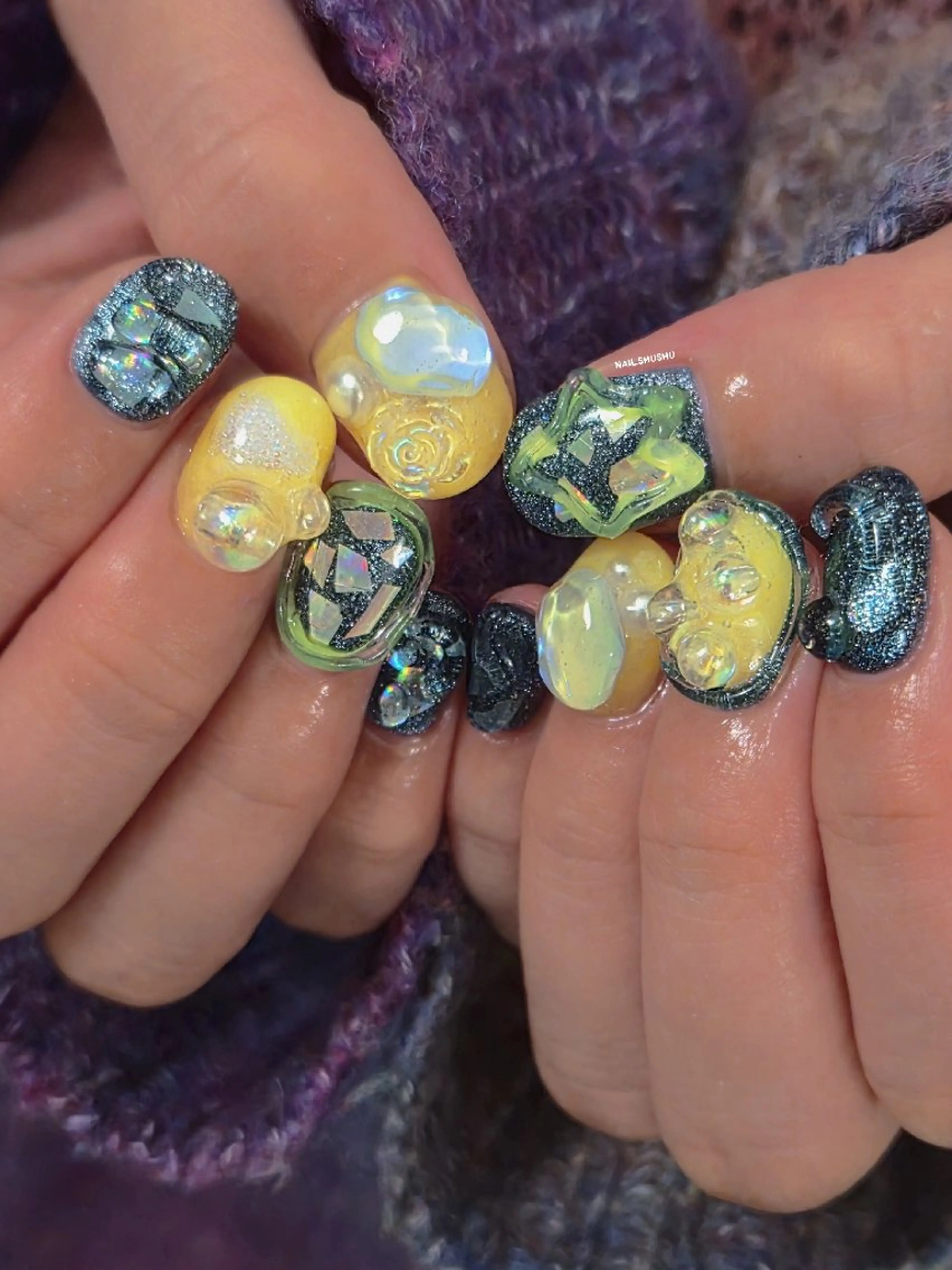 ネイル ハンドネイル 3dパーツ/流行り 👧shushu❤️のネイルデザイン