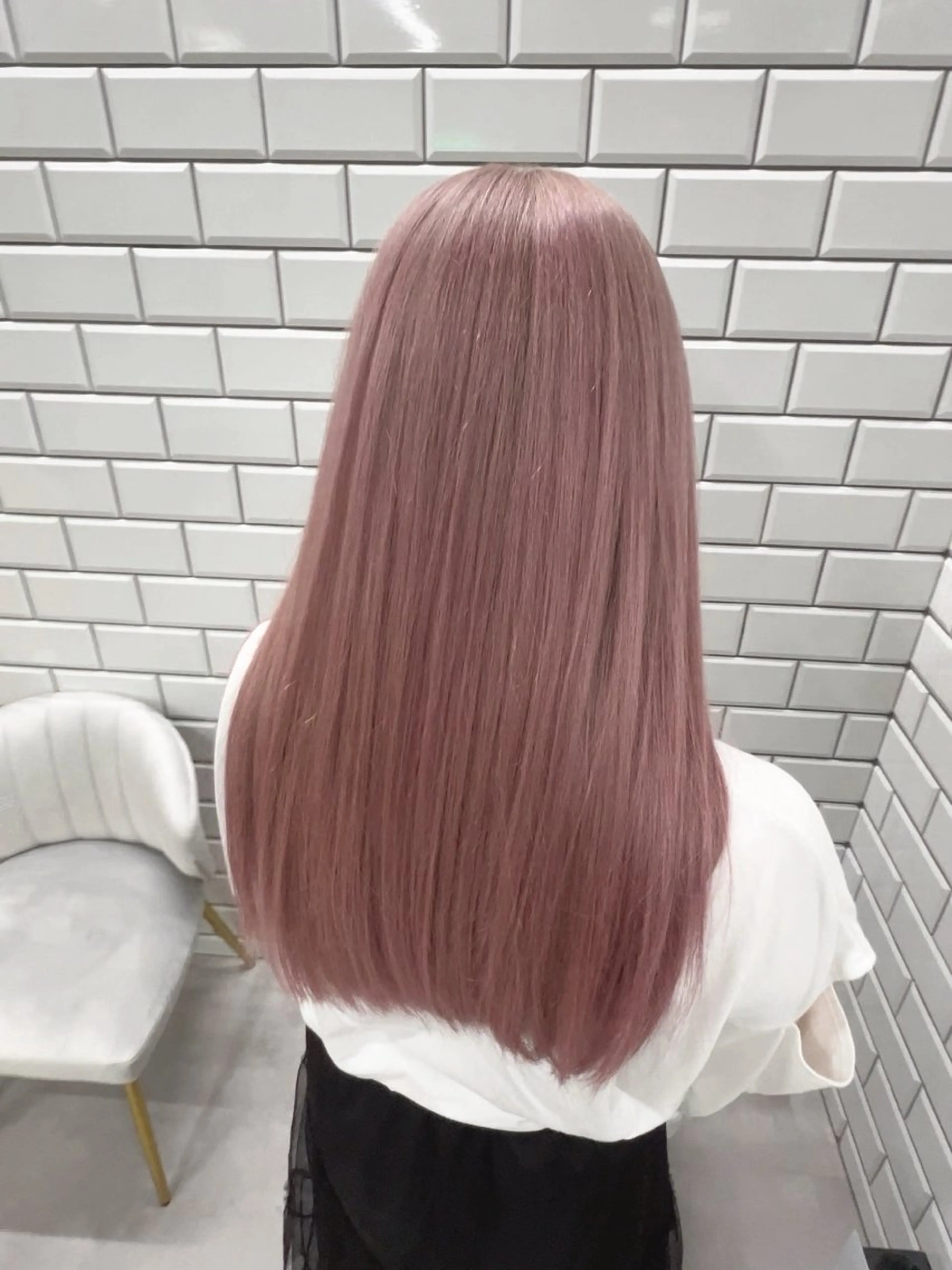 セミロング カラー ブリーチ ケアブリーチ ダブルカラー イヤリングカラー ハイライトカラー ヘアカラー newi ナカノのヘアスタイル