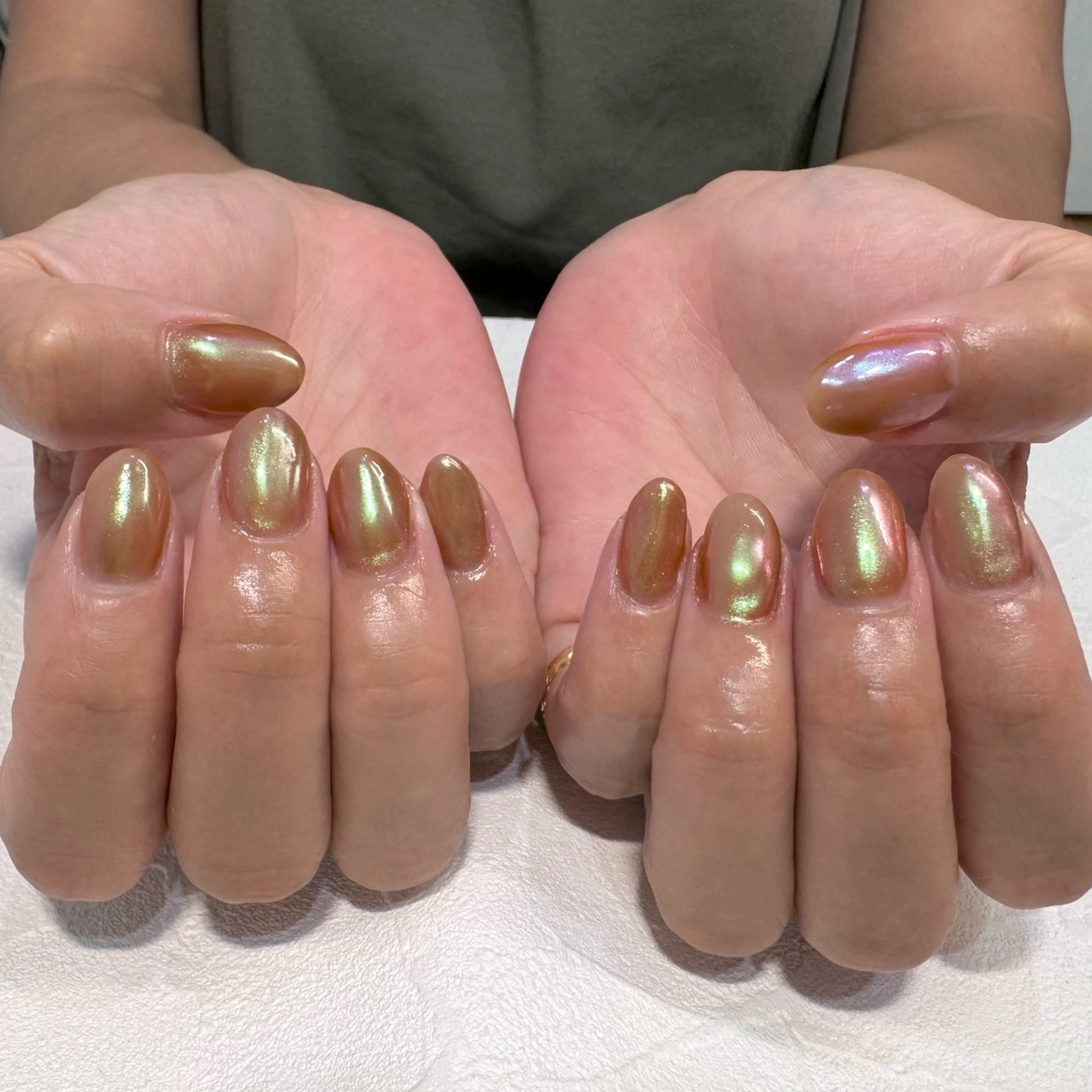 ネイル オーロラネイル RIEKO🍒 ワンホン♡推しネイルのネイルデザイン