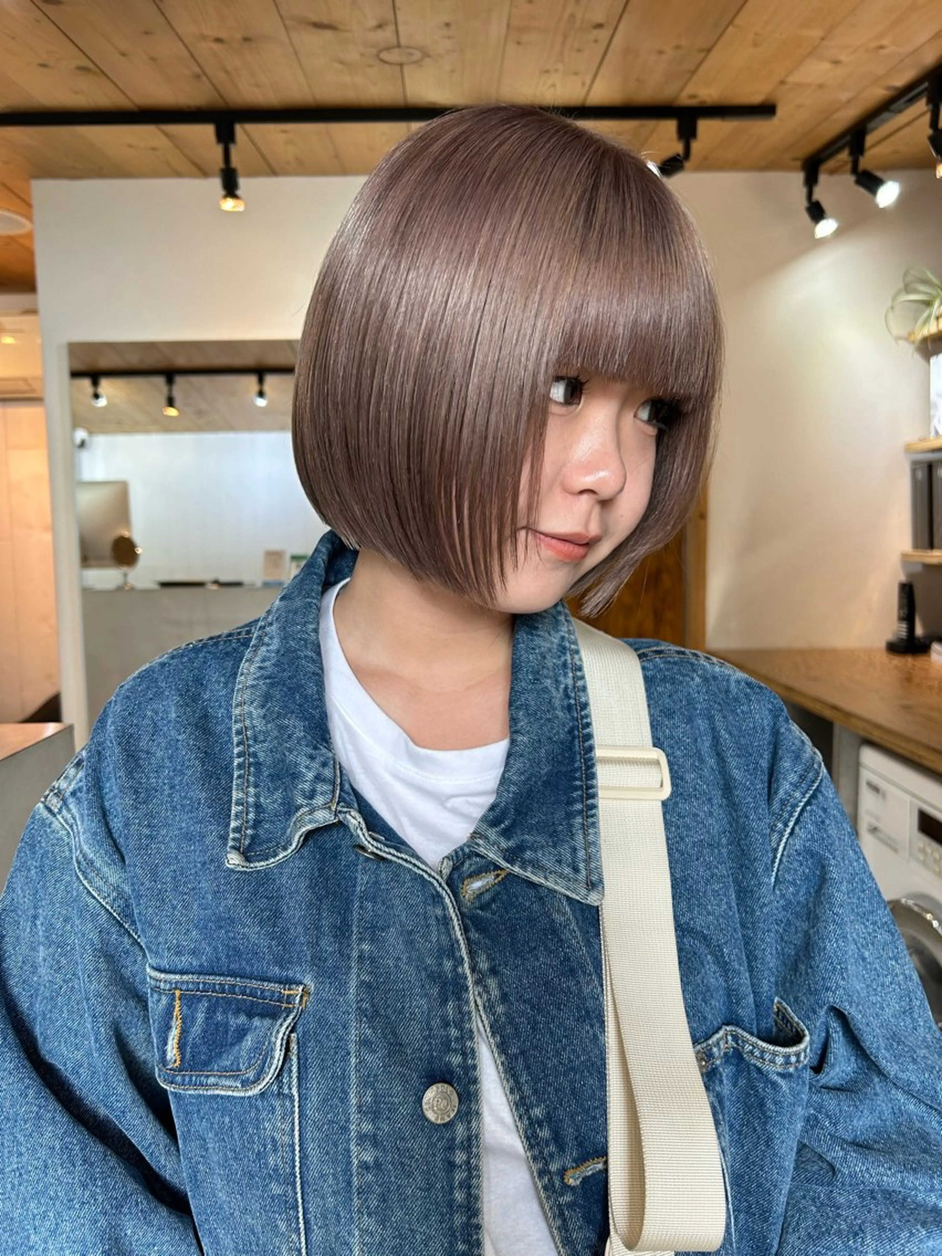 ショート カラー メンズ ボブ カット ヘアカラー トリートメント 🧸艶々韓国ヘア 🧁mizunaのヘアスタイル
