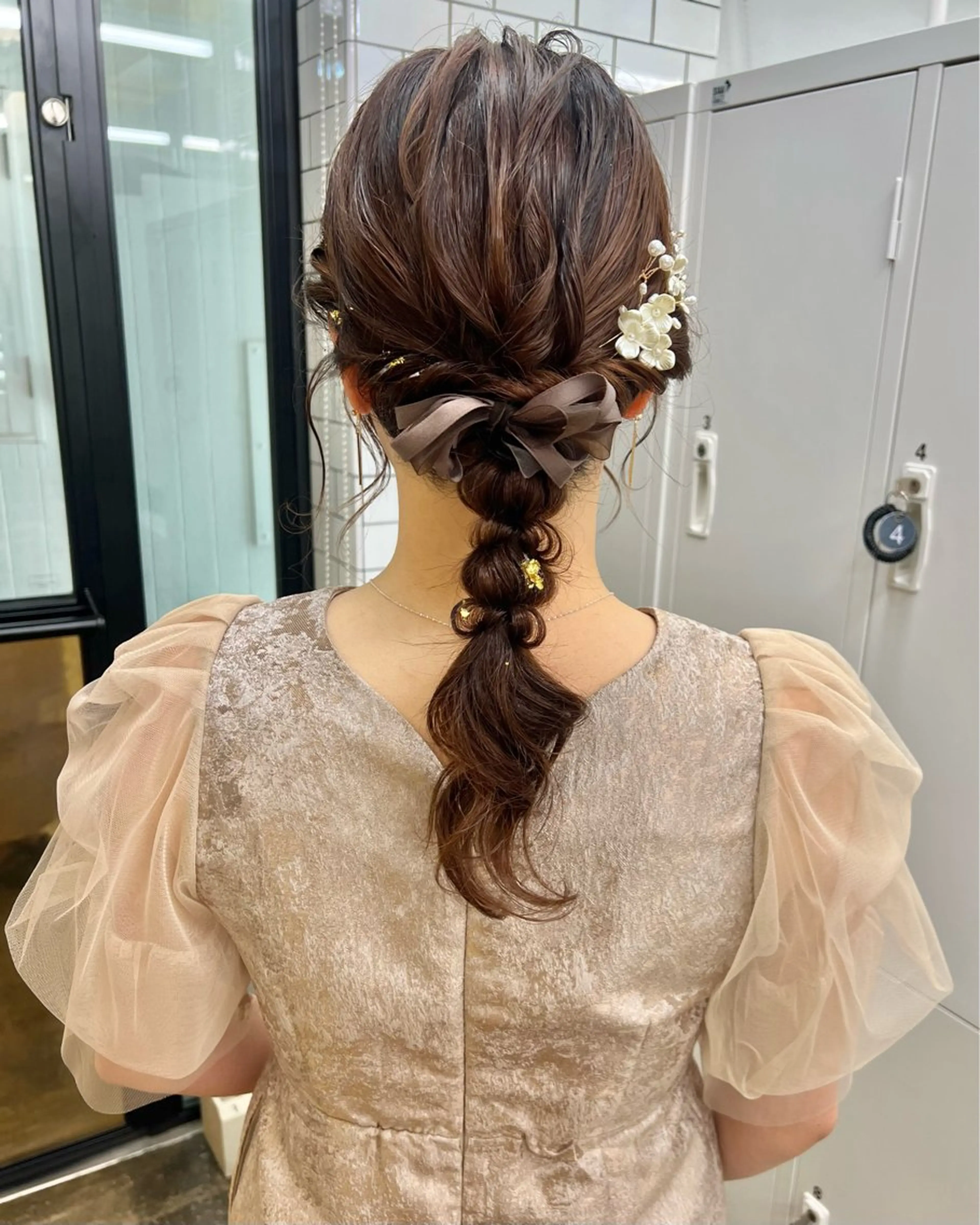 セミロング ヘアアレンジ ヘアセット chamoのヘアスタイル