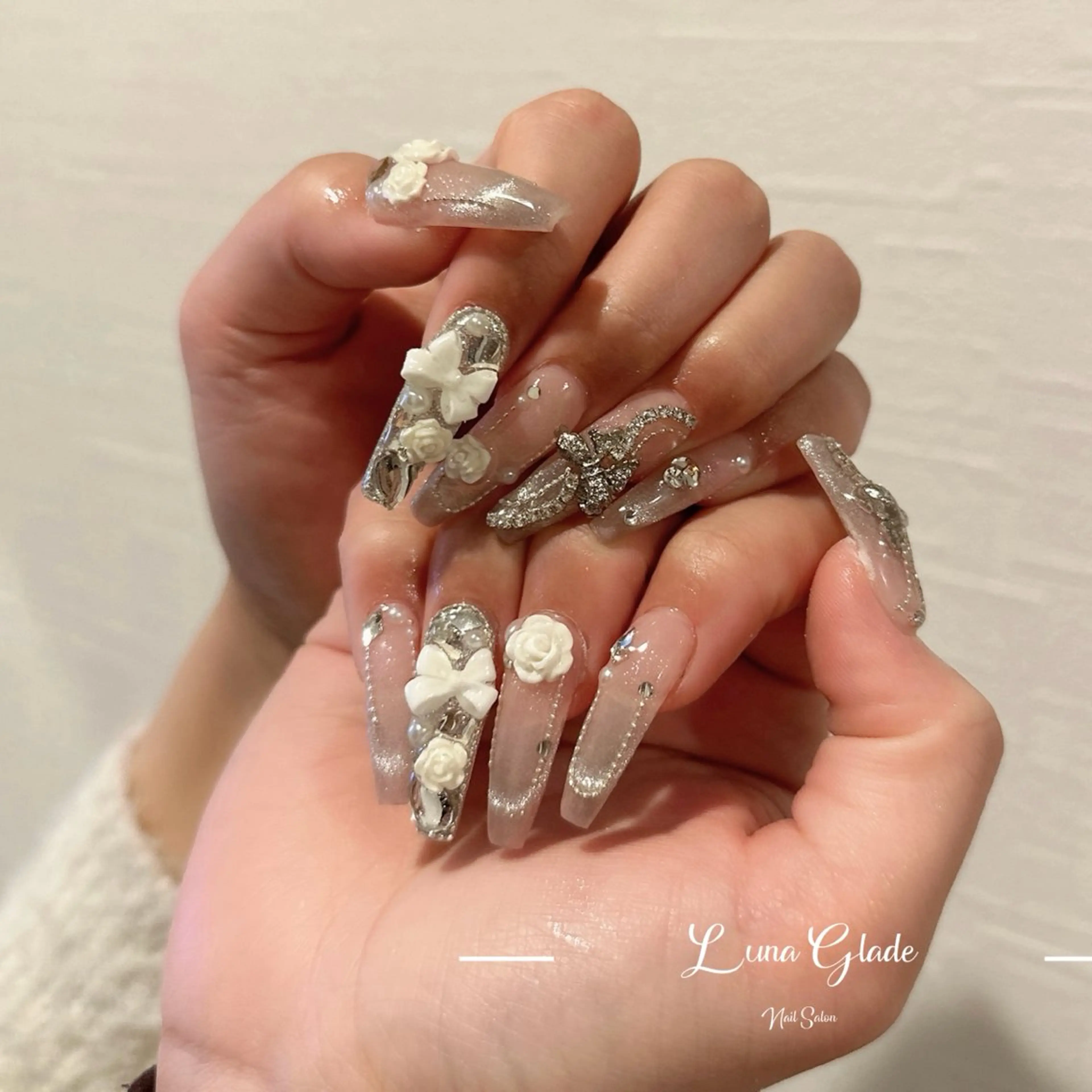 ネイル ハンドネイル Luna Gladeのネイルデザイン