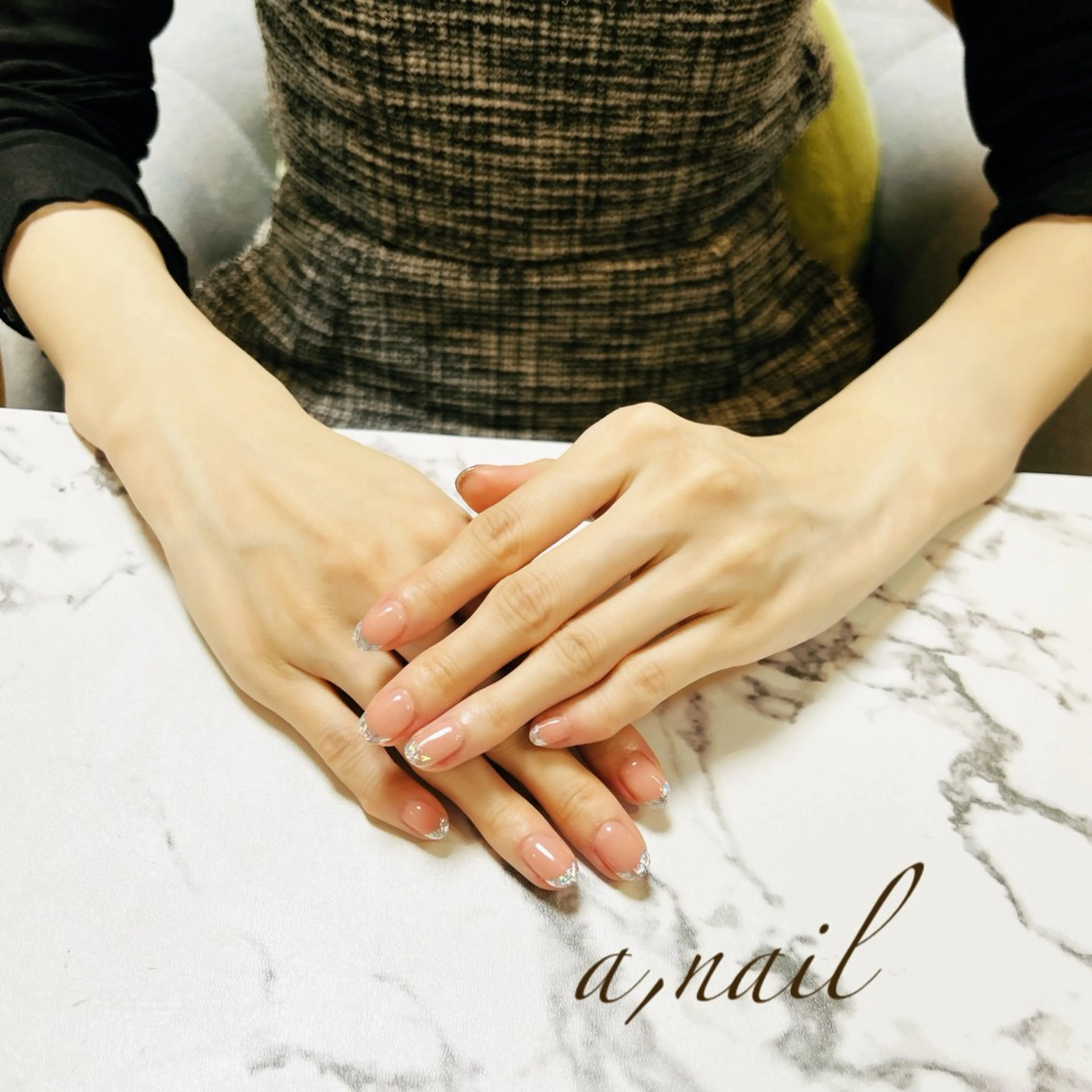 ネイル フレンチネイル ガラスフレンチ キラキラネイル シンプルネイル ハンドネイル ネイルサロン エーネイルのネイルデザイン