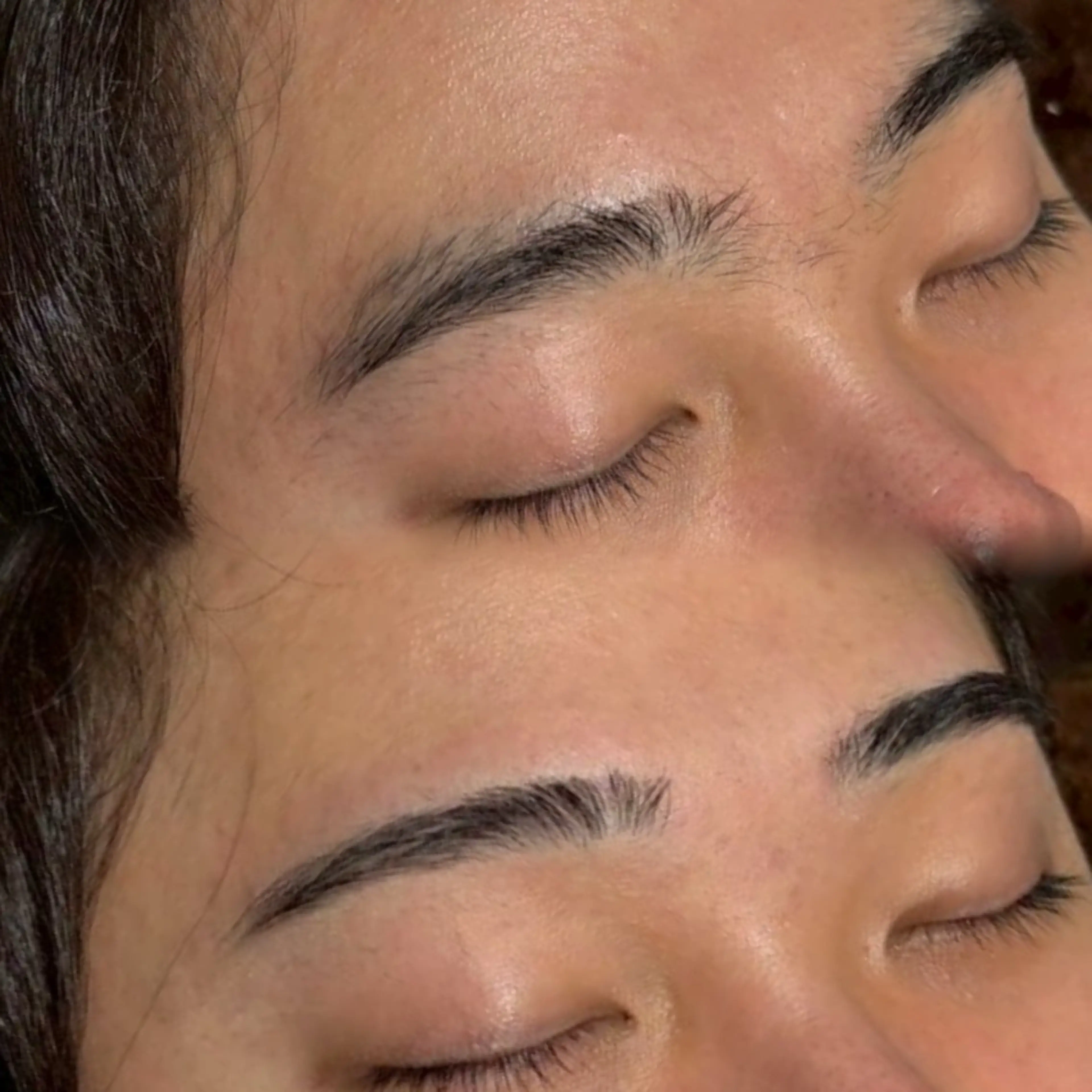 メンズ アイブロウ ワックス脱毛 眉カット その他(アイブロウ) 韓国風艶髪カラー× 束感まつ毛🎀miuのヘアスタイル